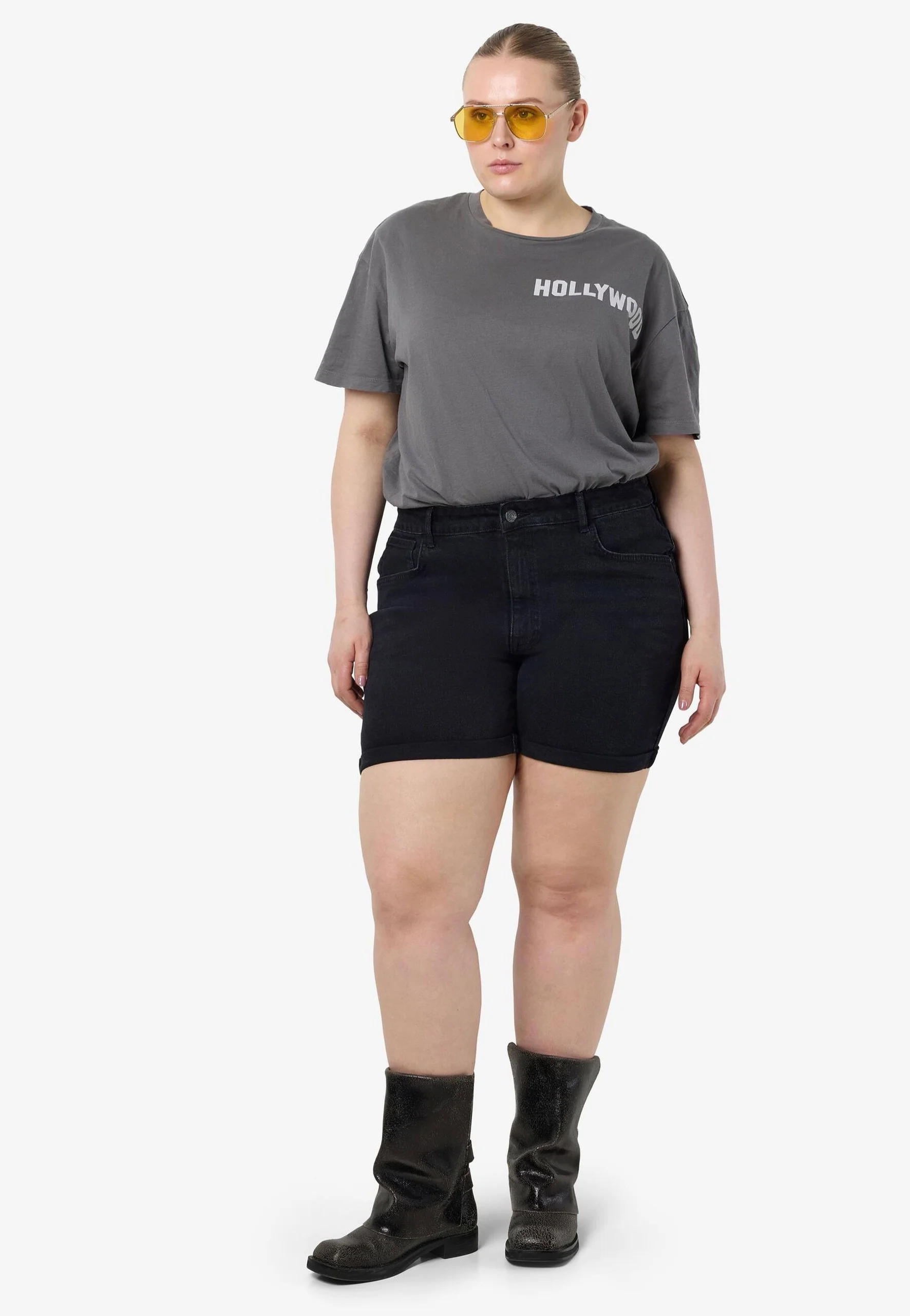 Moni Curve Black - Shorts