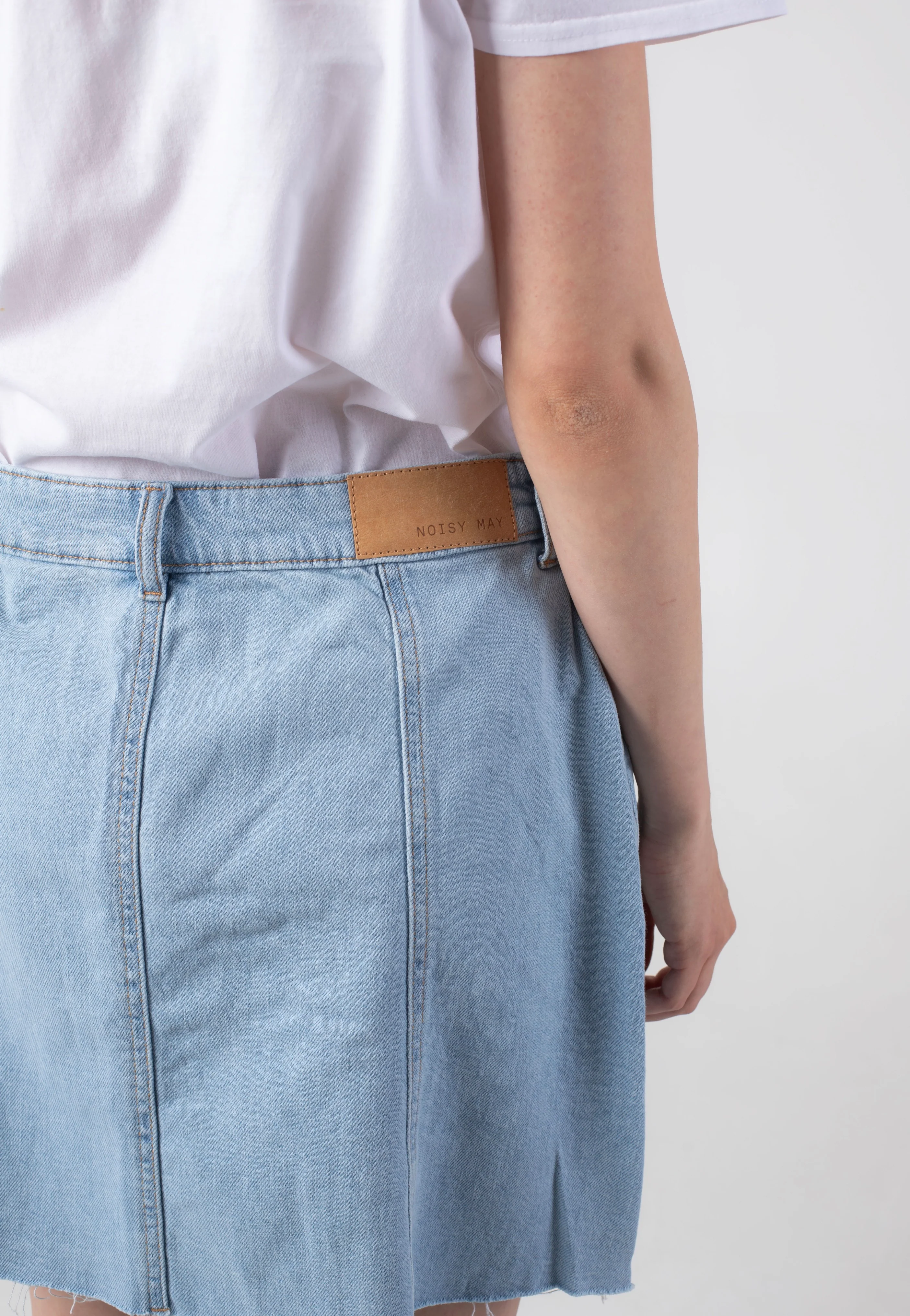 Nine Short Light Blue Denim - Skirt - Image 5
