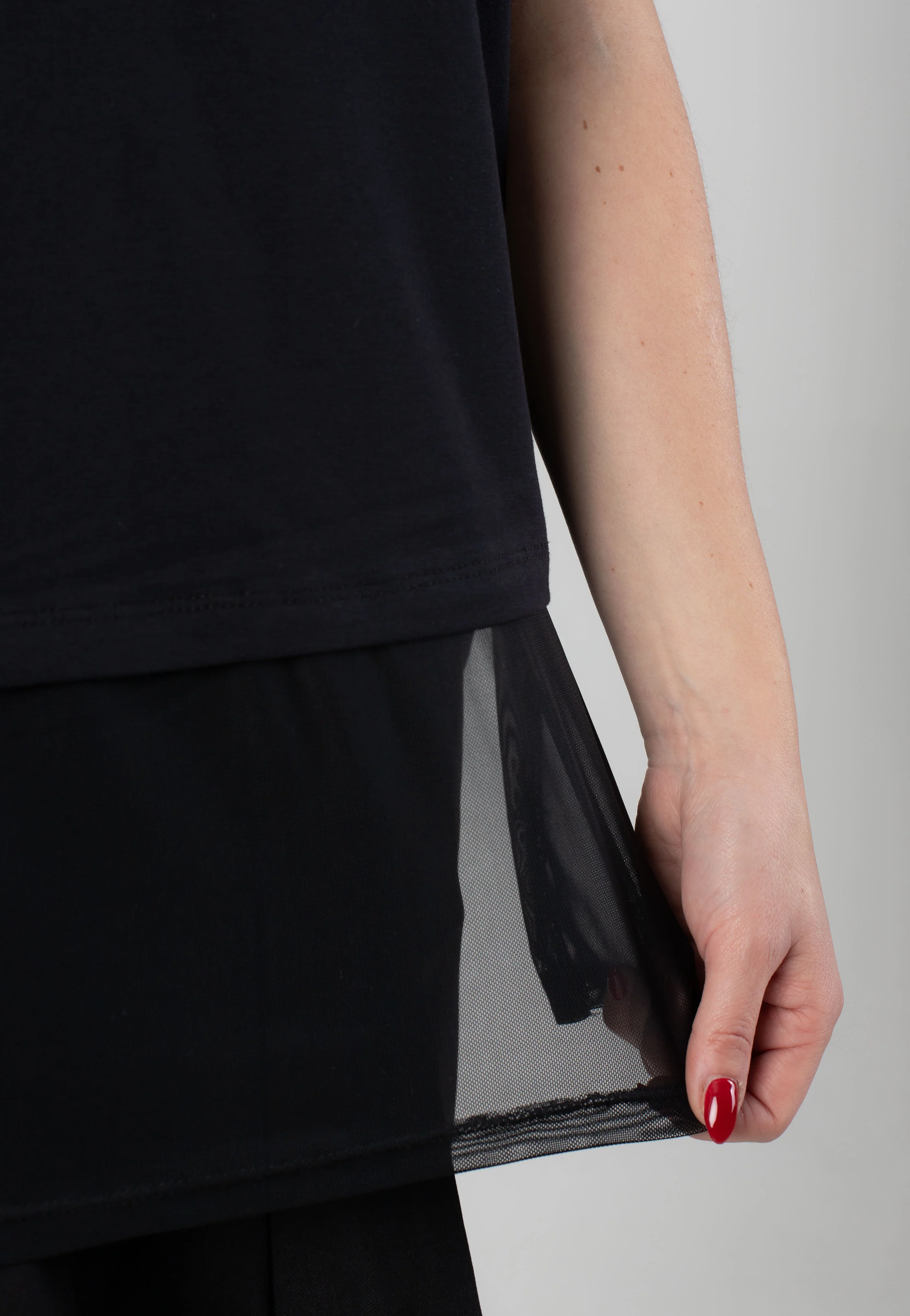 Pine Mesh Mix Black - T-Shirt - Image 5