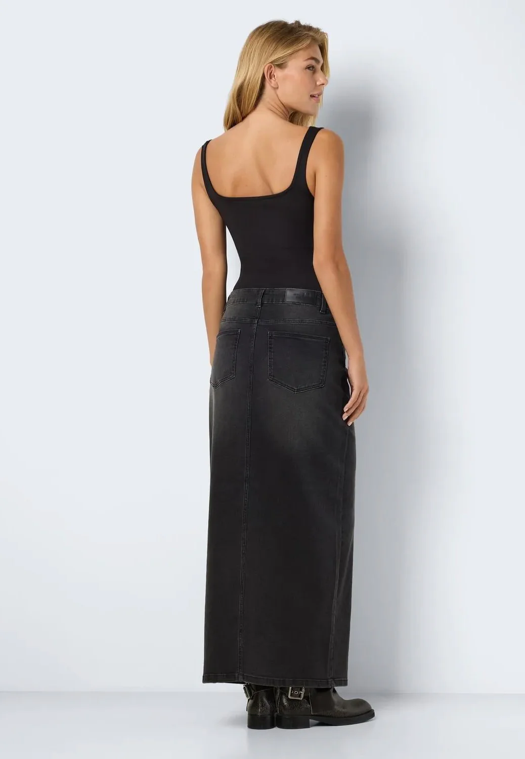 Teresa Square Neck Black - Body - Image 4