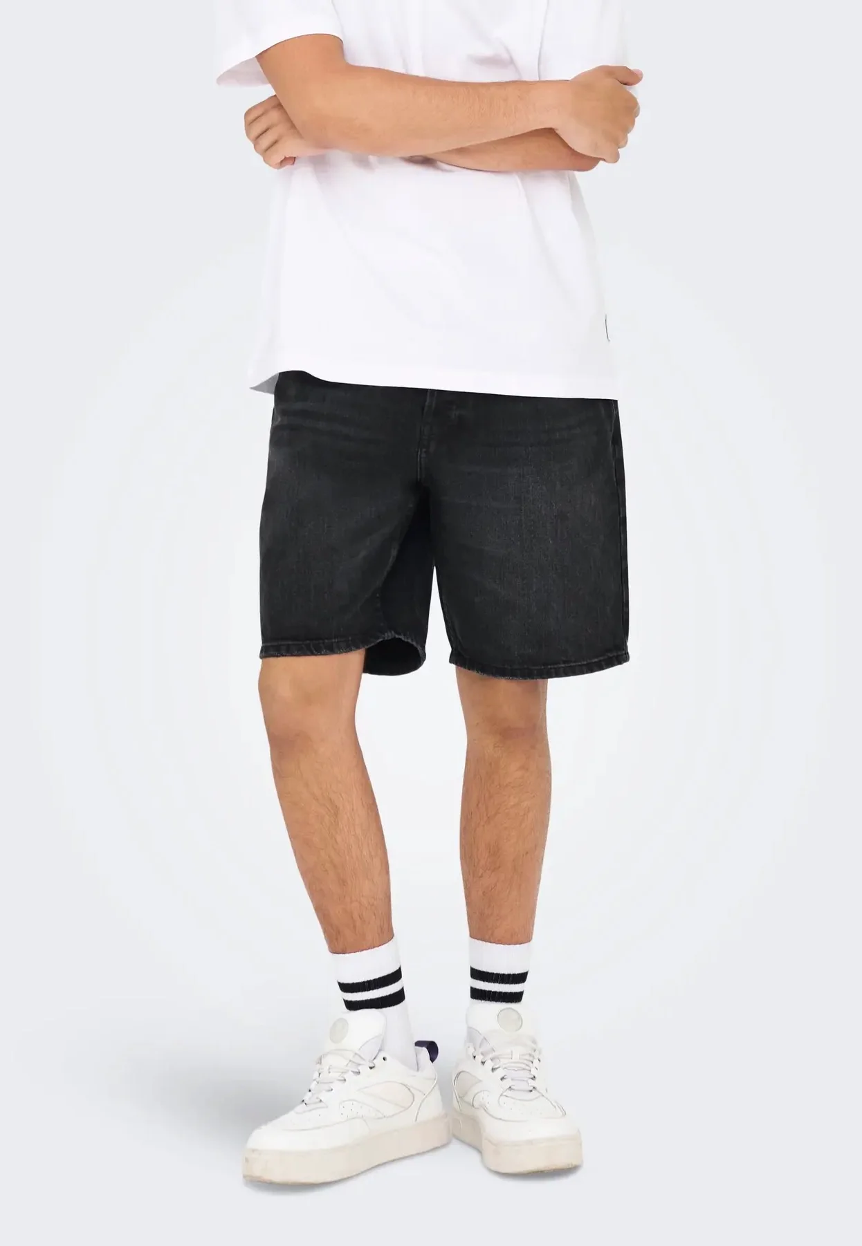 Edge Black Denim - Shorts