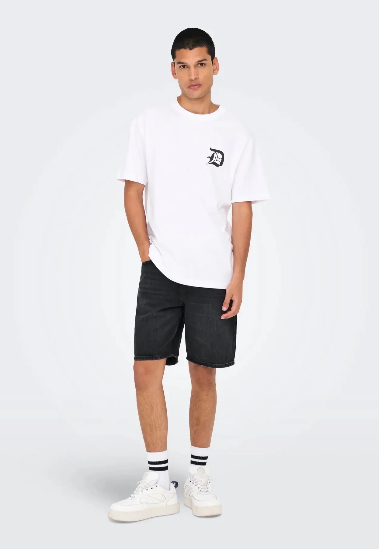 Edge Black Denim - Shorts - Image 2