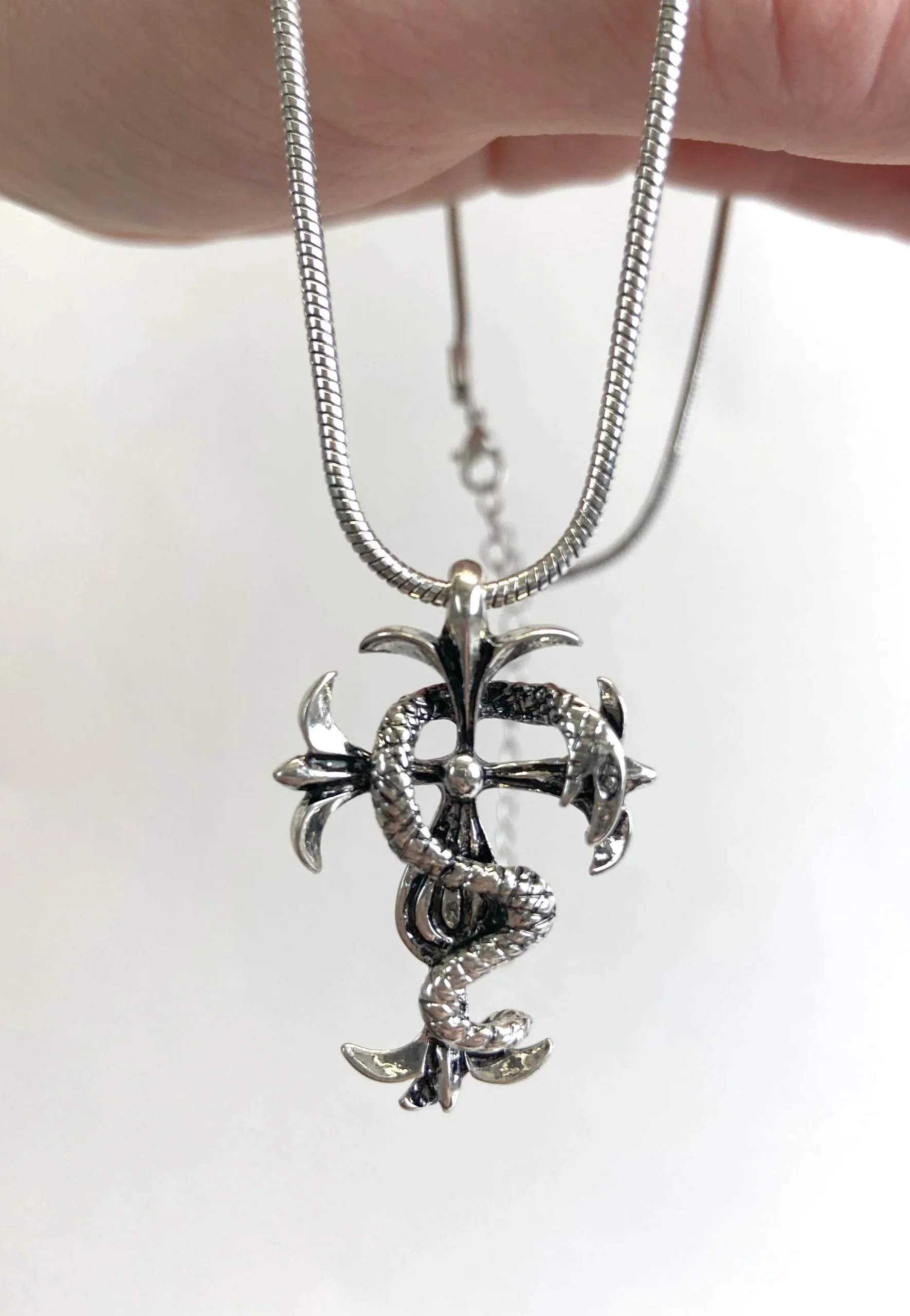 Serpent Cross Short Silver - Necklace