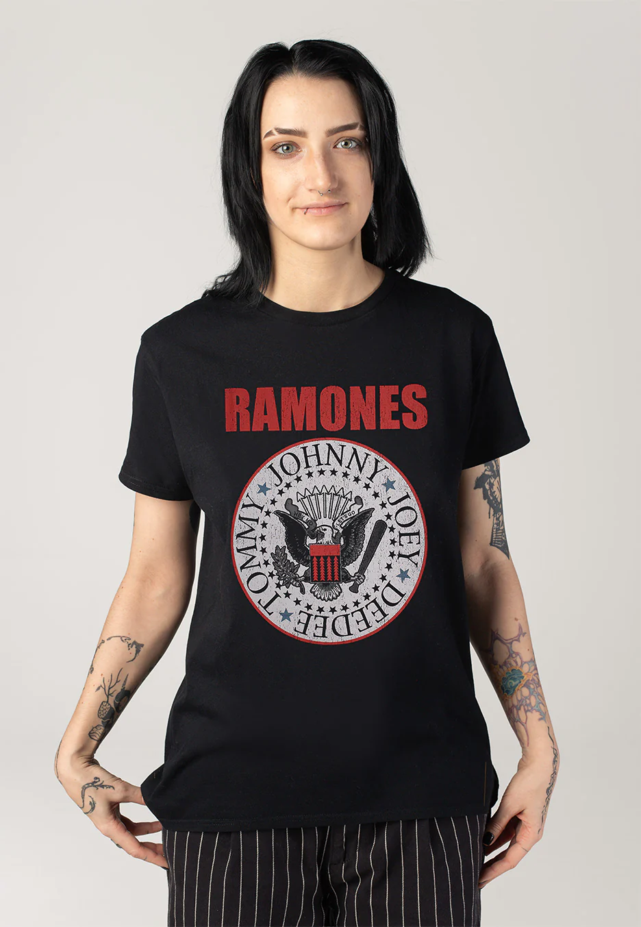 Hey Ho Red Block Text - T-Shirt