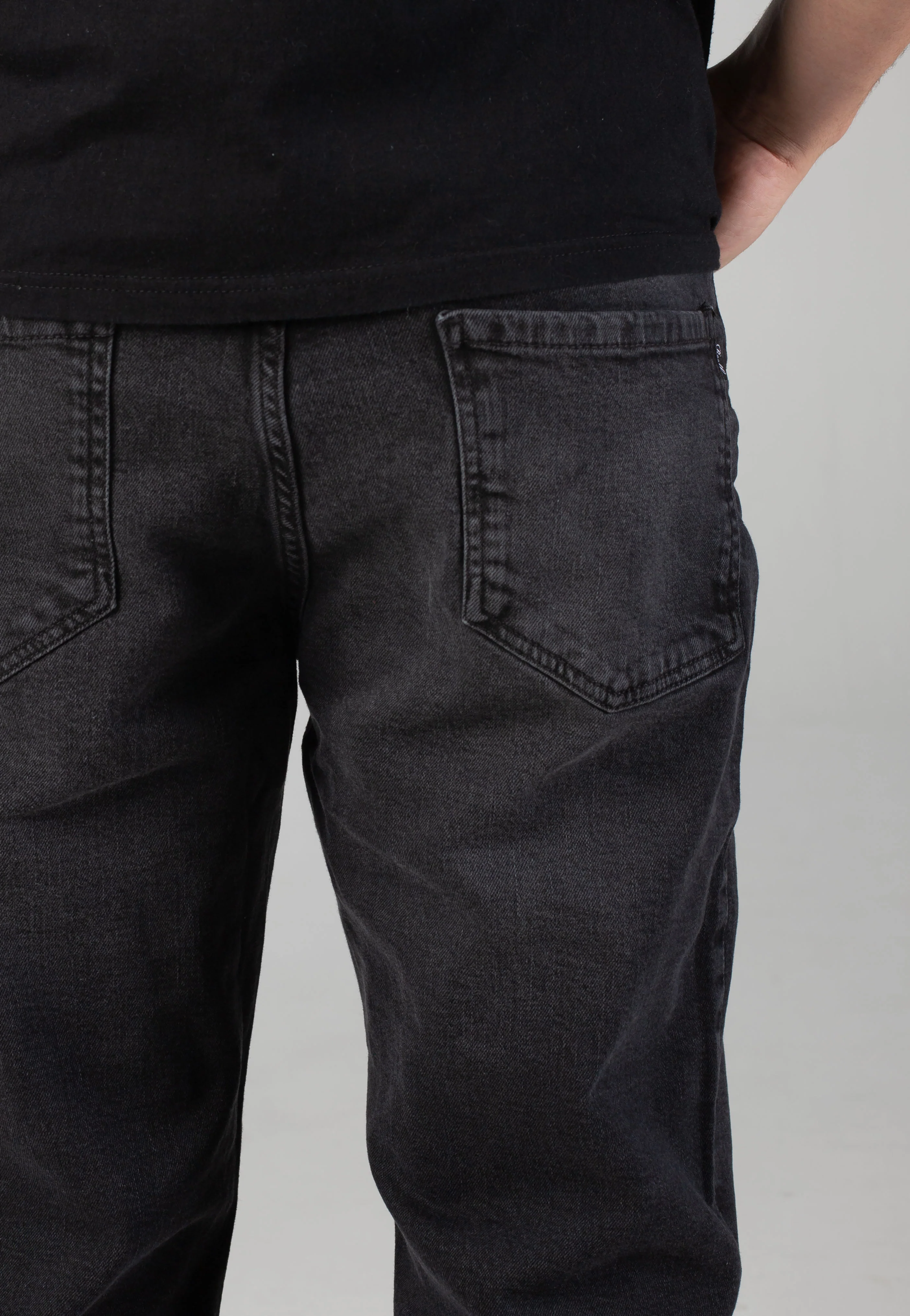 Rave Black Wash 2 - Jeans - Image 4