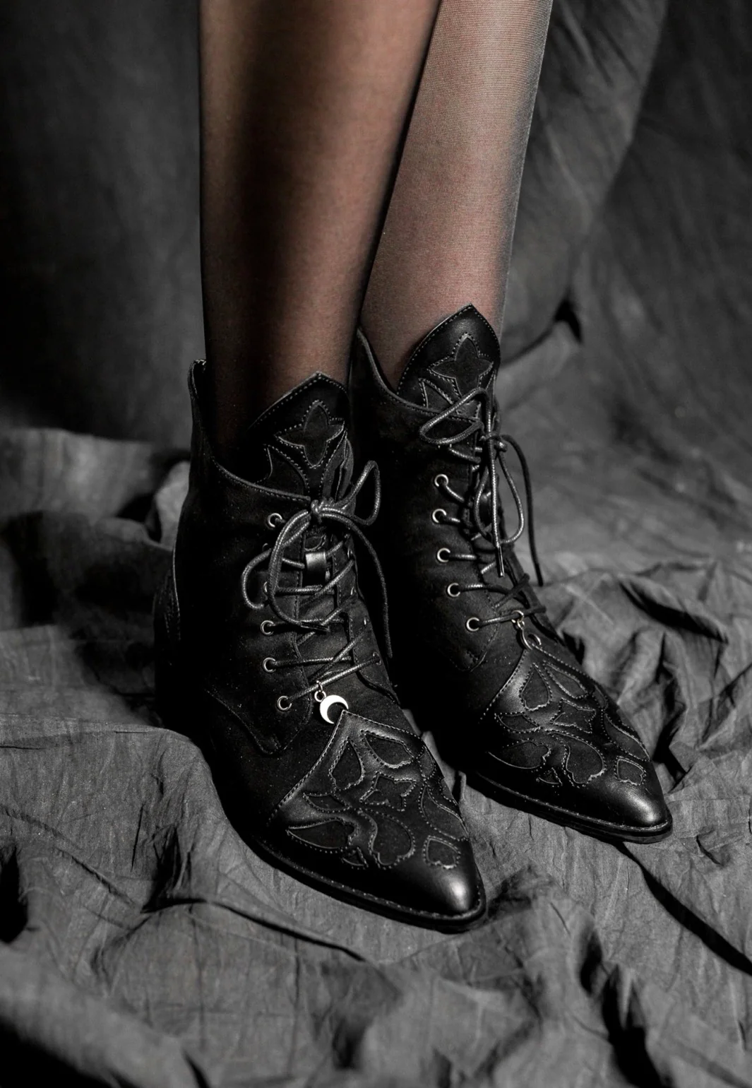 Beyond The Veil Pikes Black - Girl Shoes - Image 15