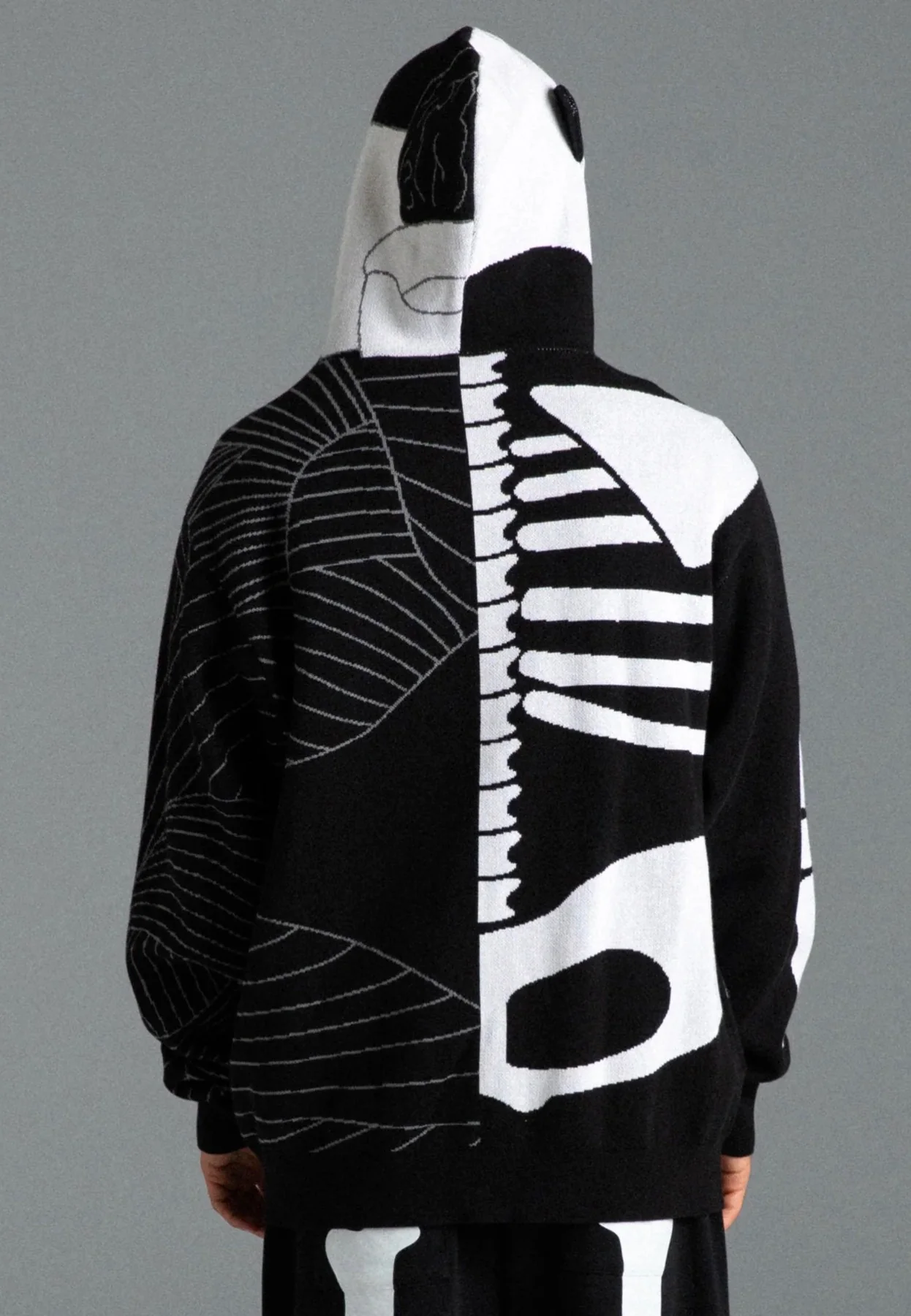 Skelly Nerm Black/White - Zipper - Image 2