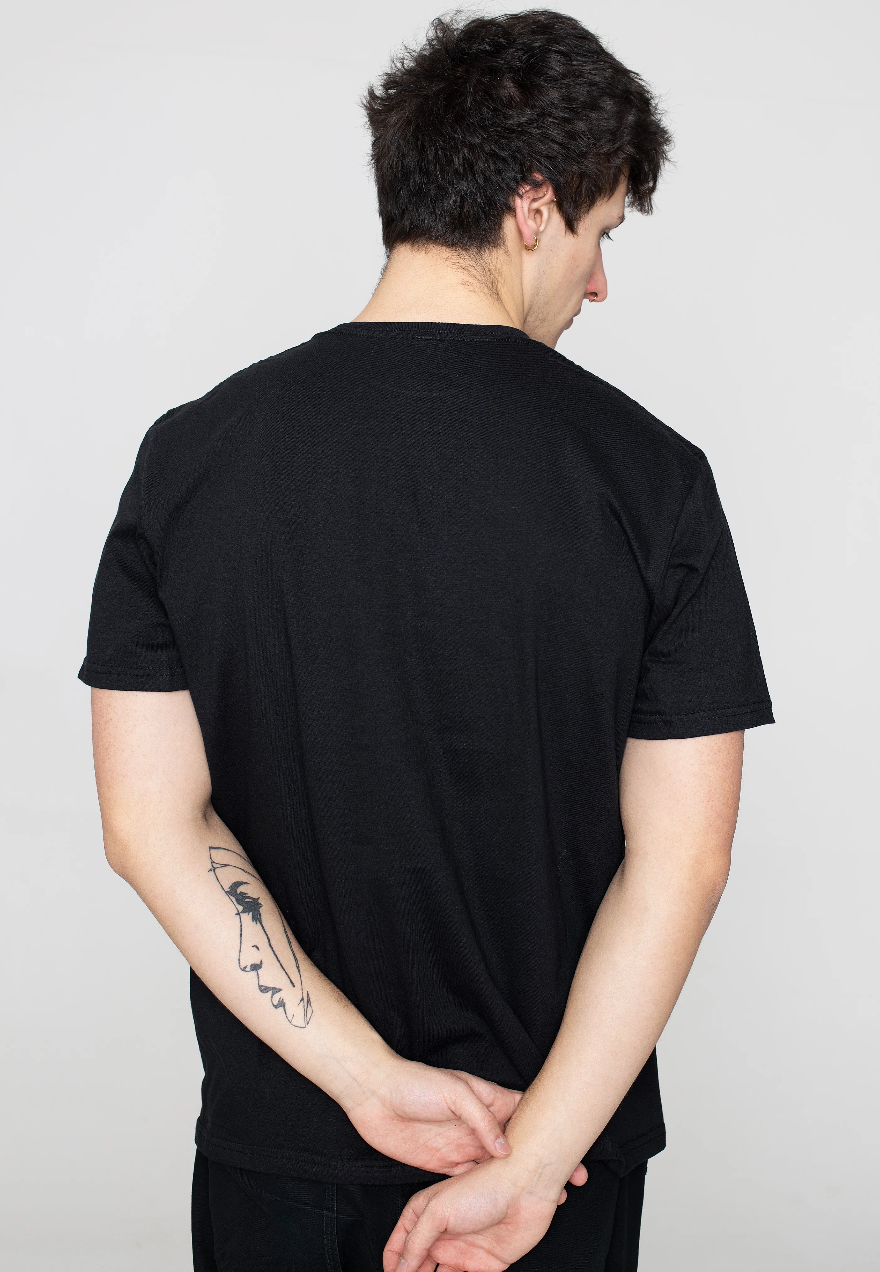 Devil Girl - T-Shirt - Image 4