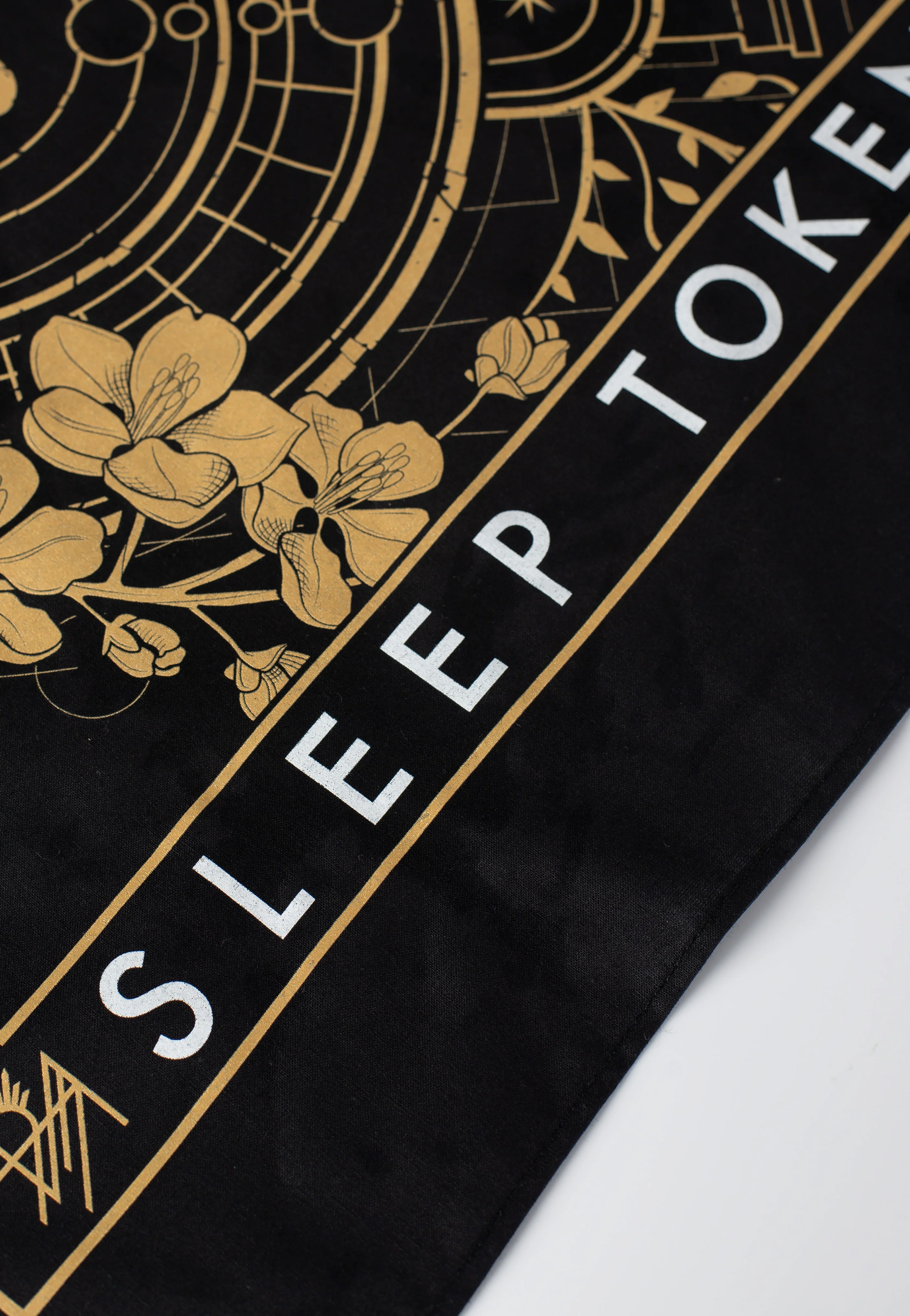 Even In Arcadia Crest - Bandana - Image 4
