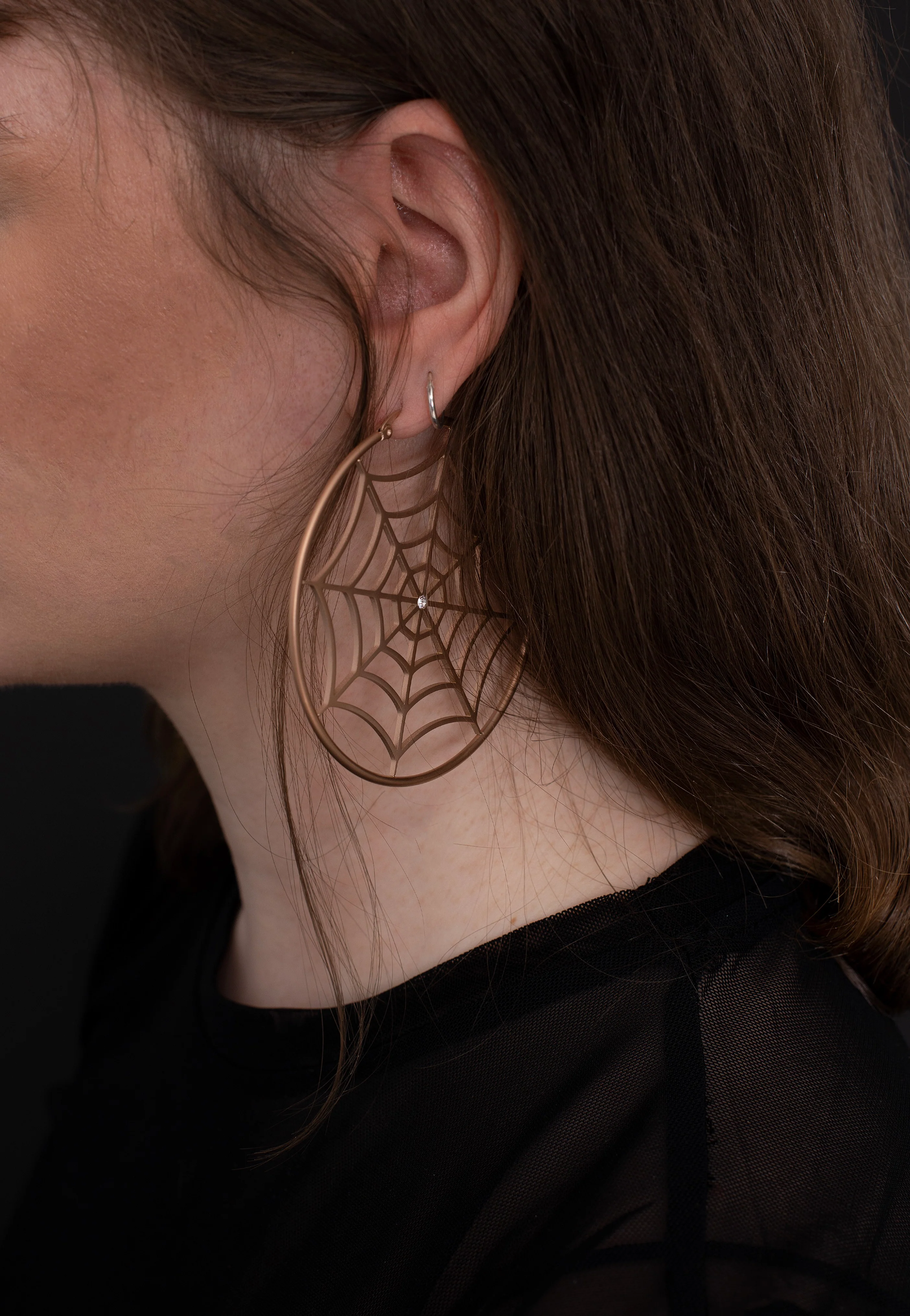 Spiderweb Hoop Rose Gold - Earrings - Image 5