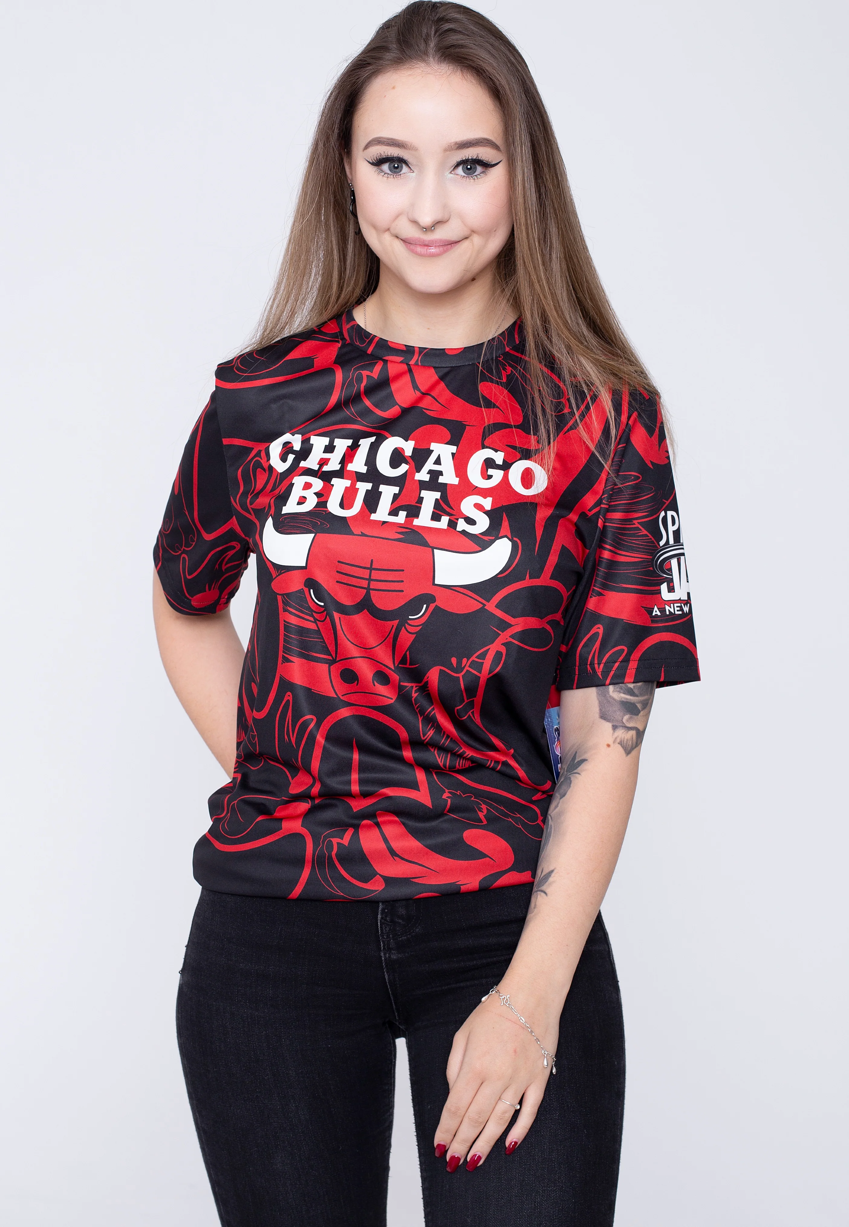 Chicago Bulls: Team In The Paint Red - T-Shirt