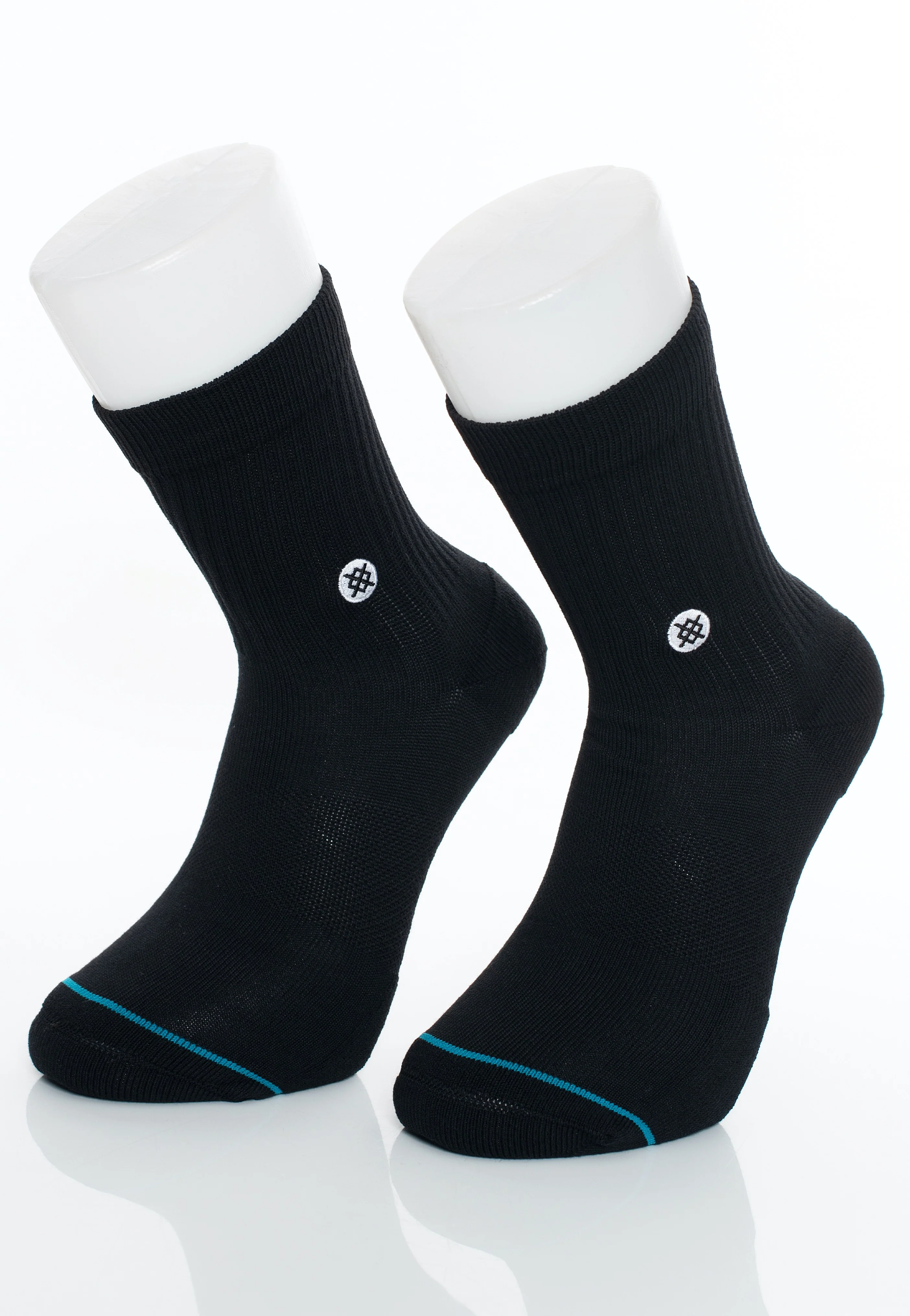 Icon Quarter Pack Of 3 Black - Socks - Image 3