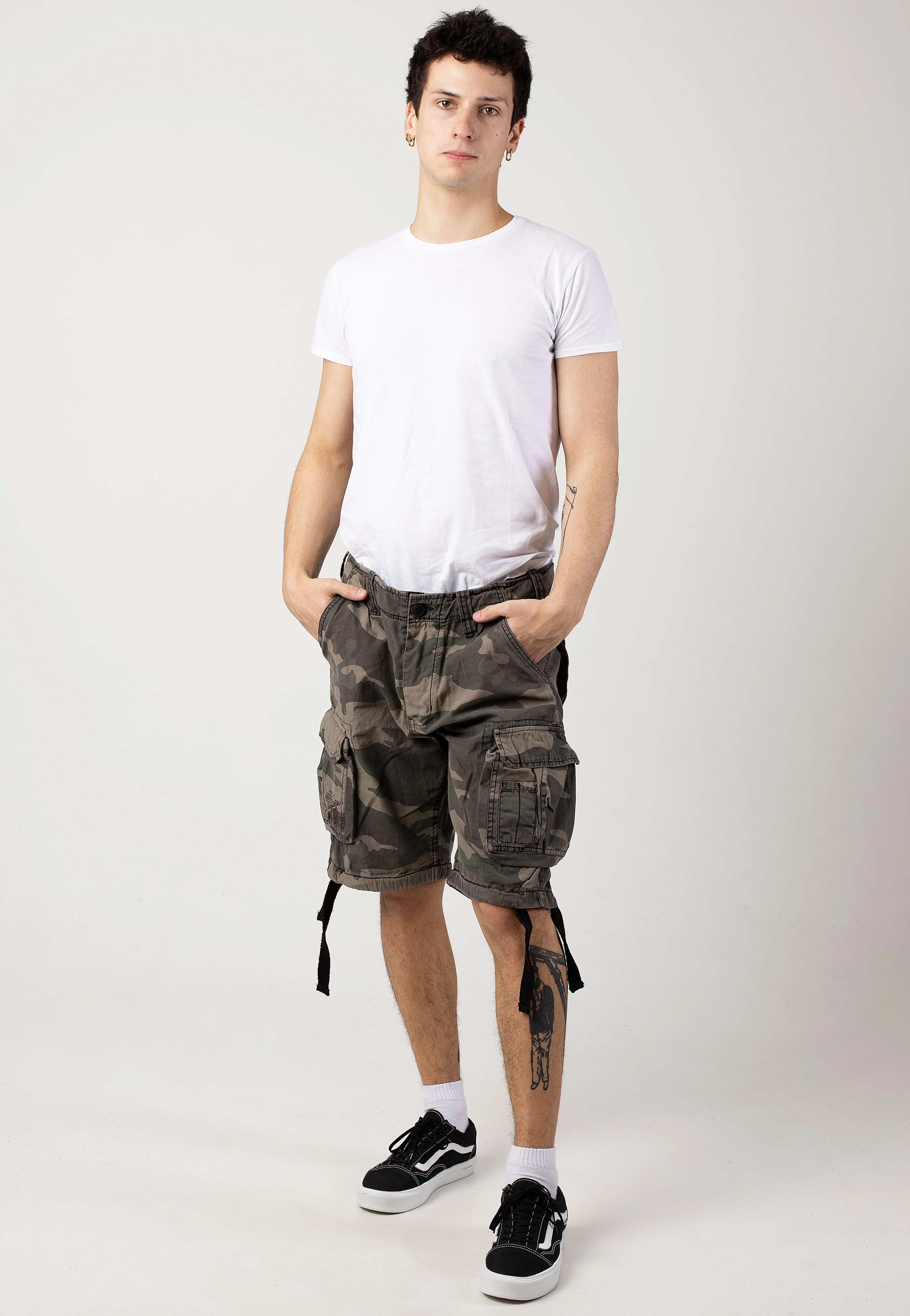 Airborne Vintage Black Camo - Shorts - Image 2