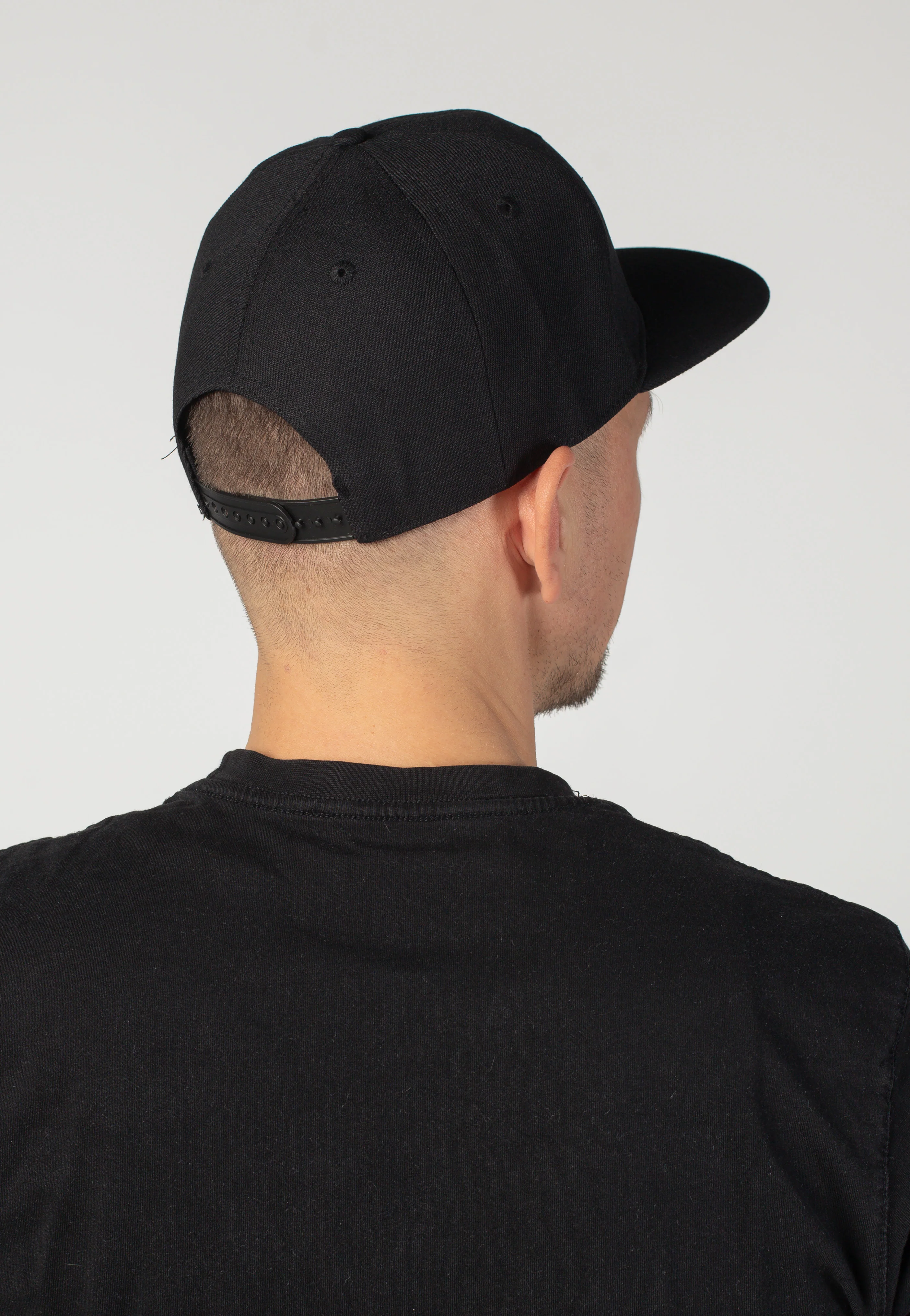 Eagle Snapback - Cap - Image 3