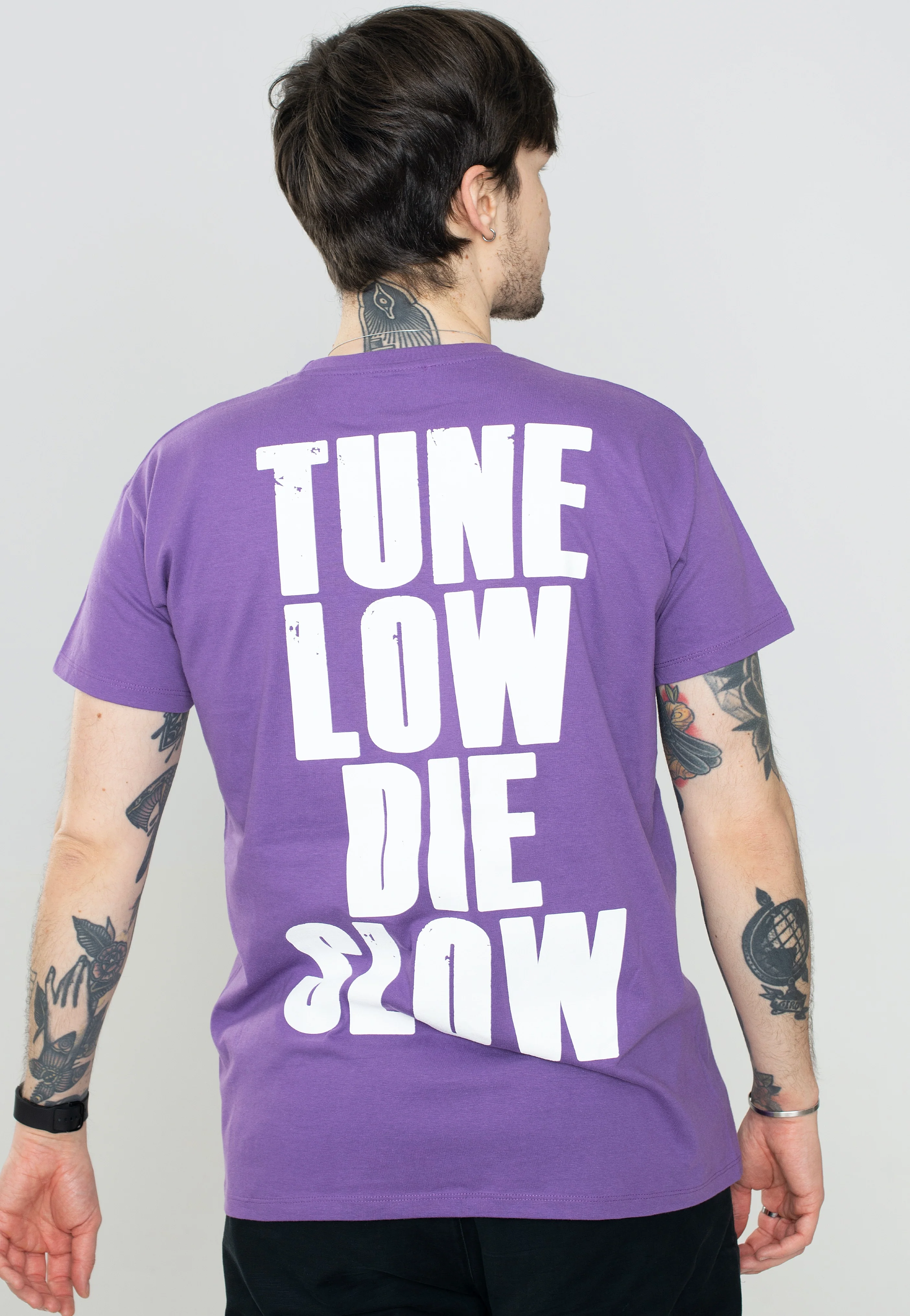 Tune Low Die Slow Light Purple - T-Shirt - Image 4