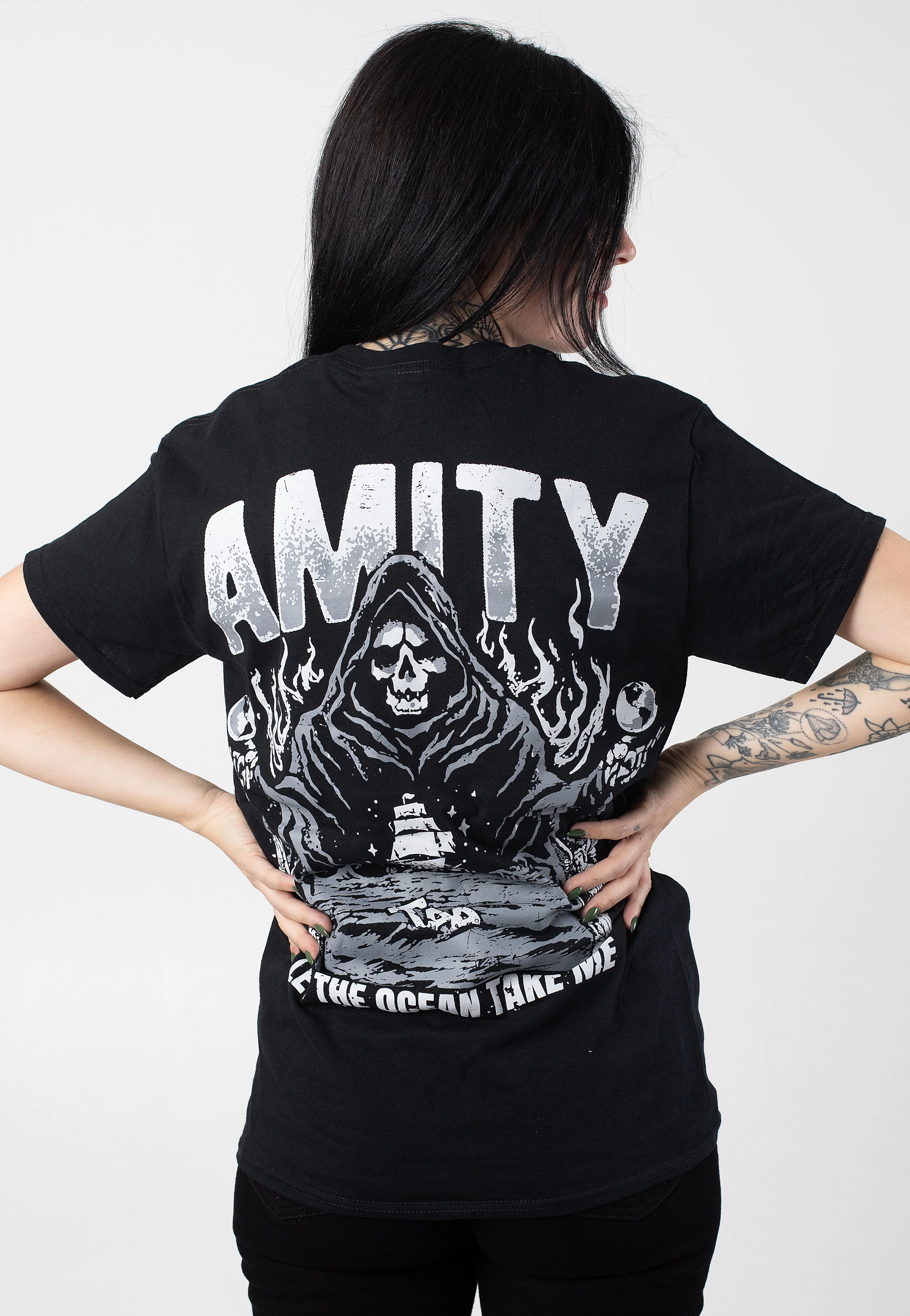 Ocean Ship - T-Shirt - Image 6