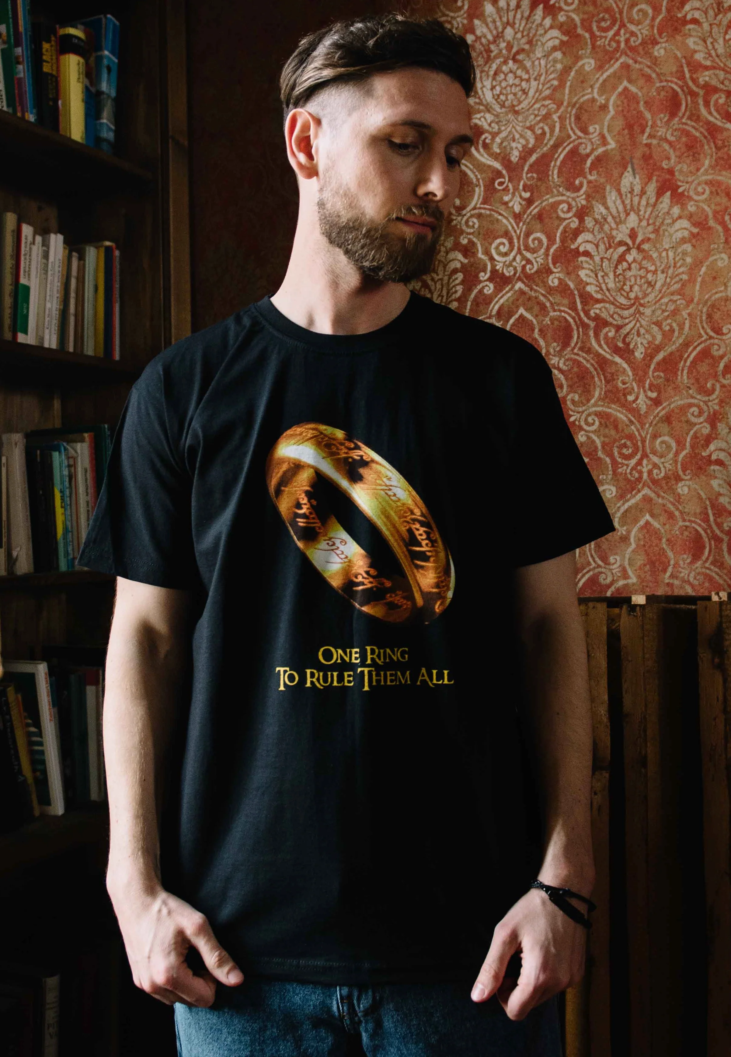 One Ring To Rule Them All - T-Shirt - Image 4