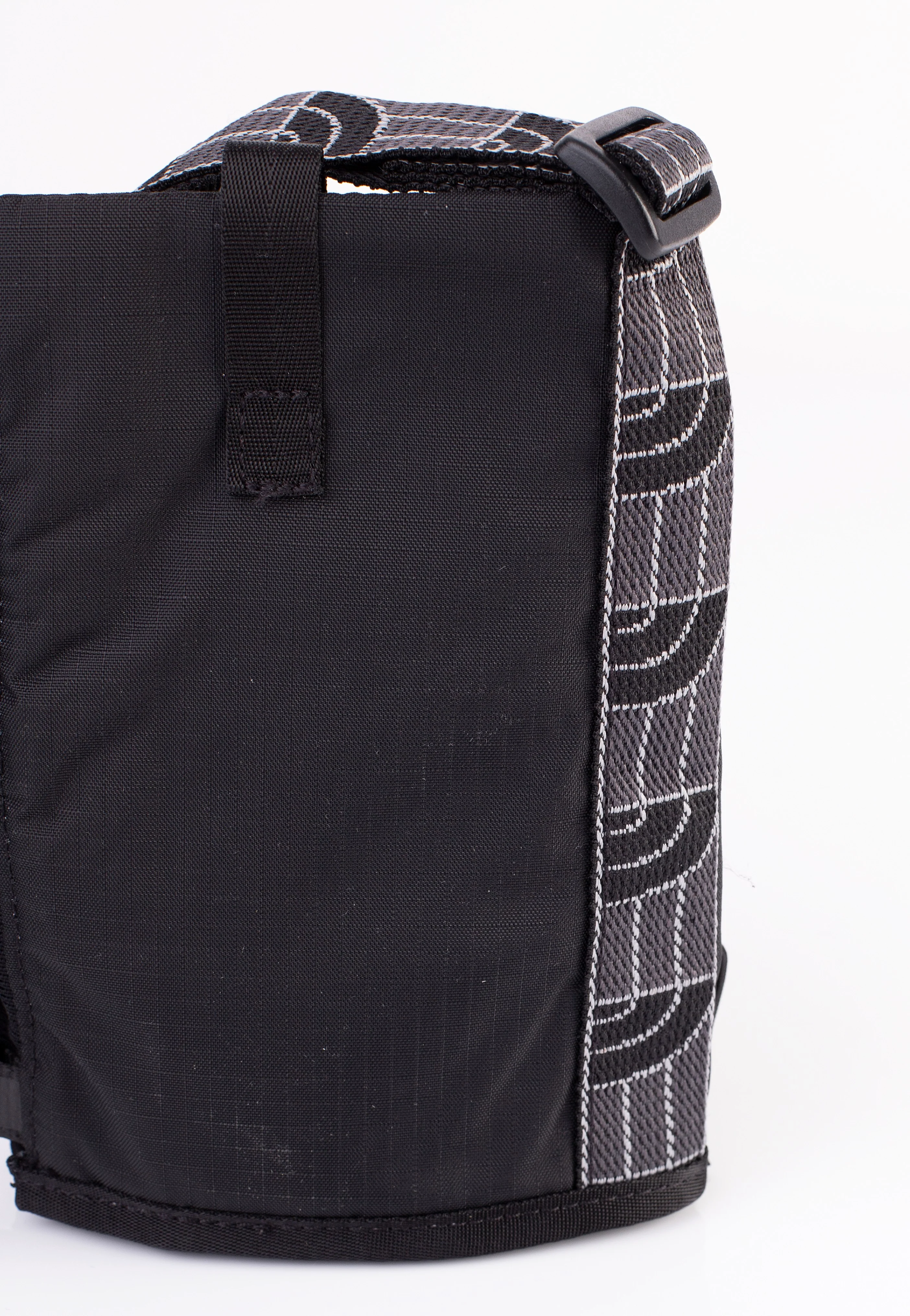 Borealis Tnf Black/Tnf Black - Water Bottle Holder - Image 7
