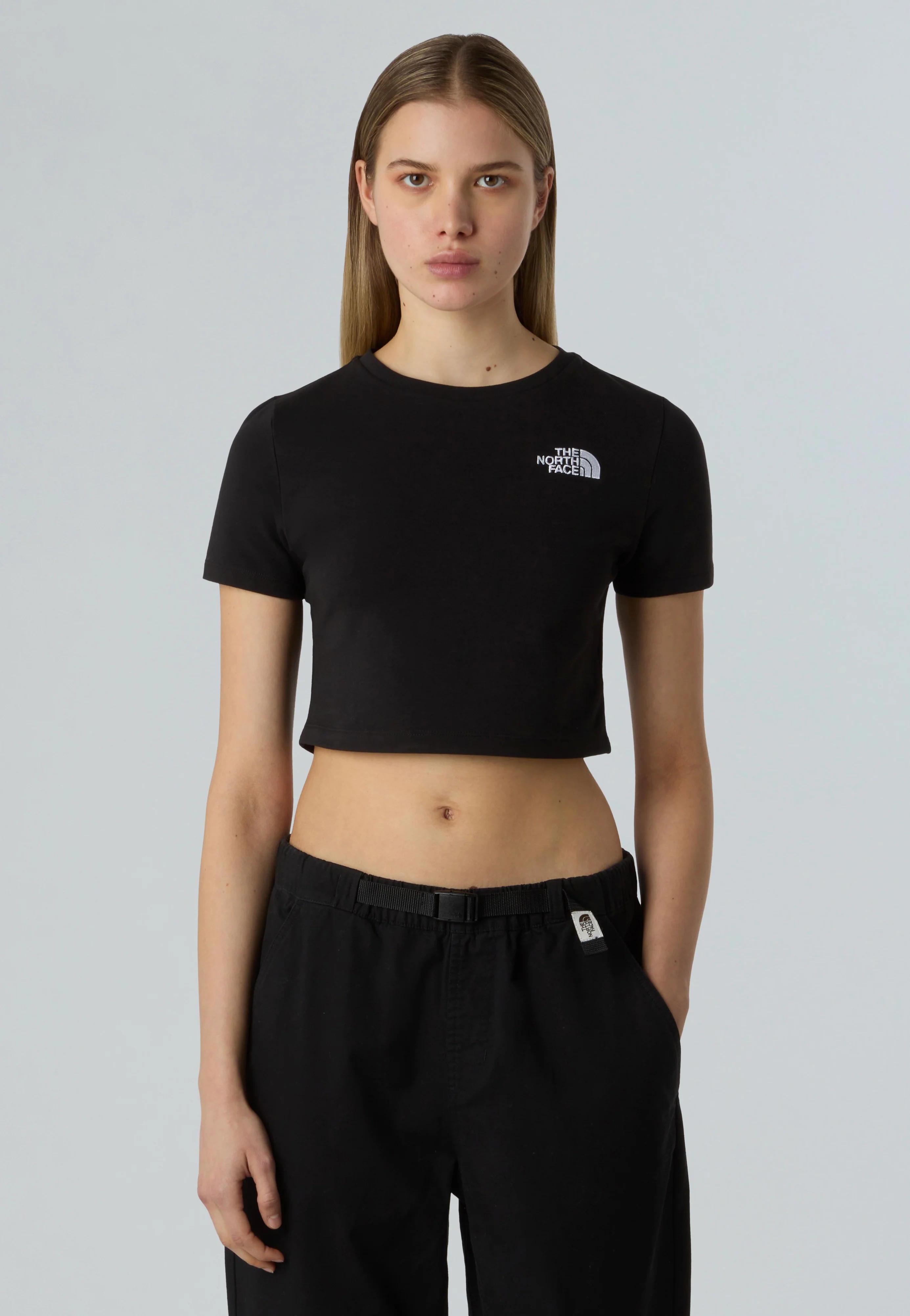 Essential Cropped TNF Black - T-Shirt