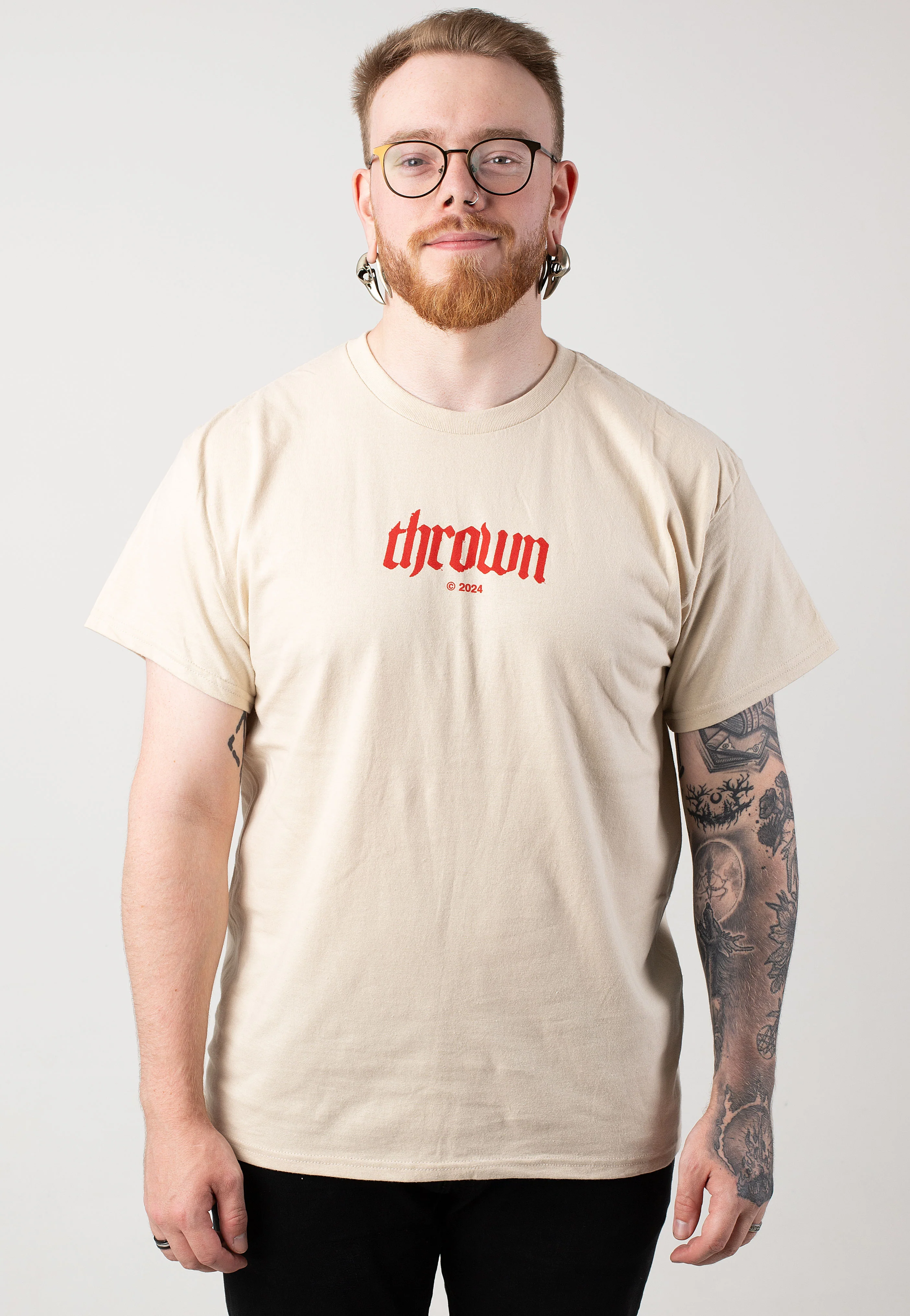 Logo C 2024 Sand - T-Shirt - Image 3