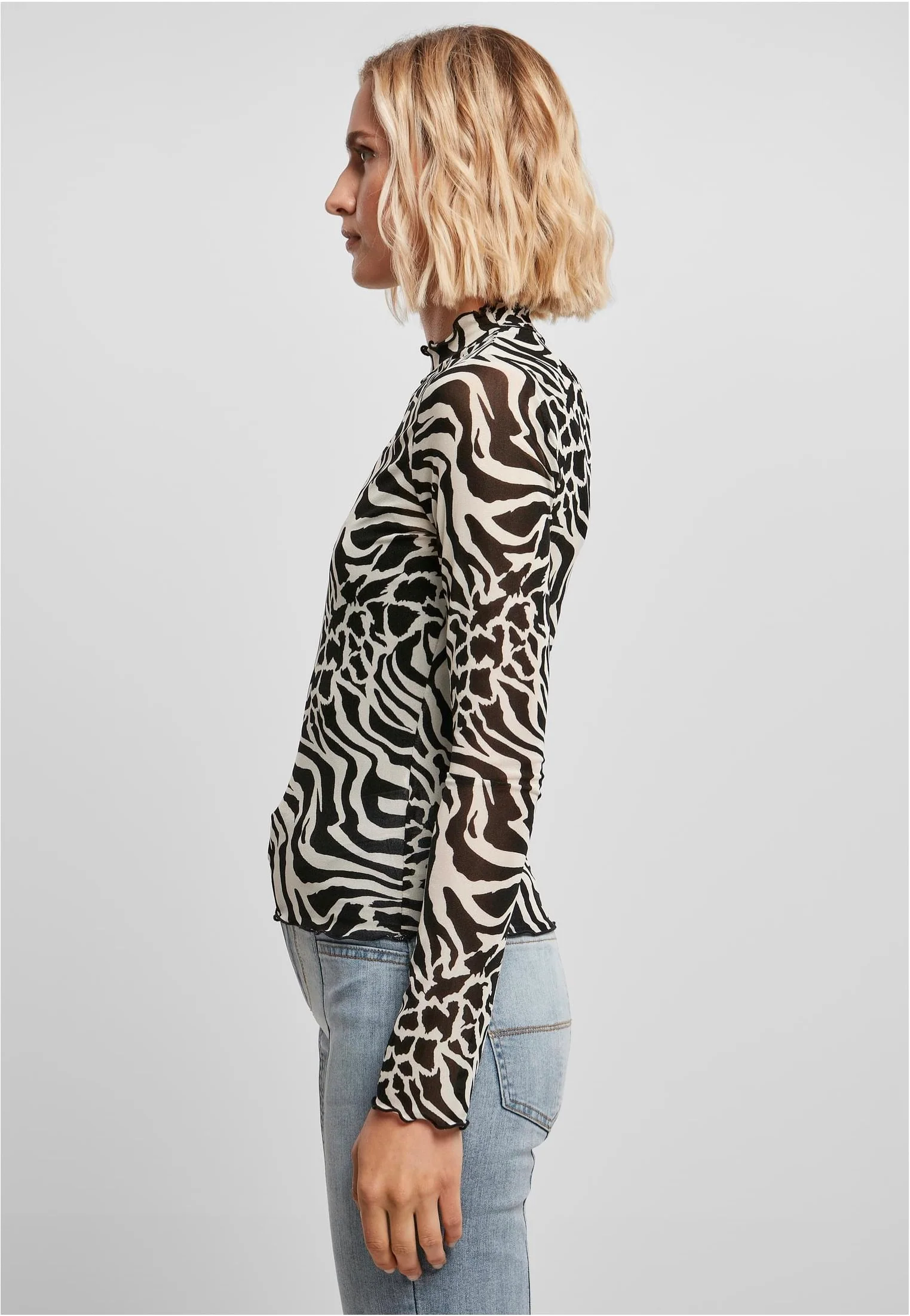 AOP Mesh Turtleneck Black/White - Longsleeve - Image 7