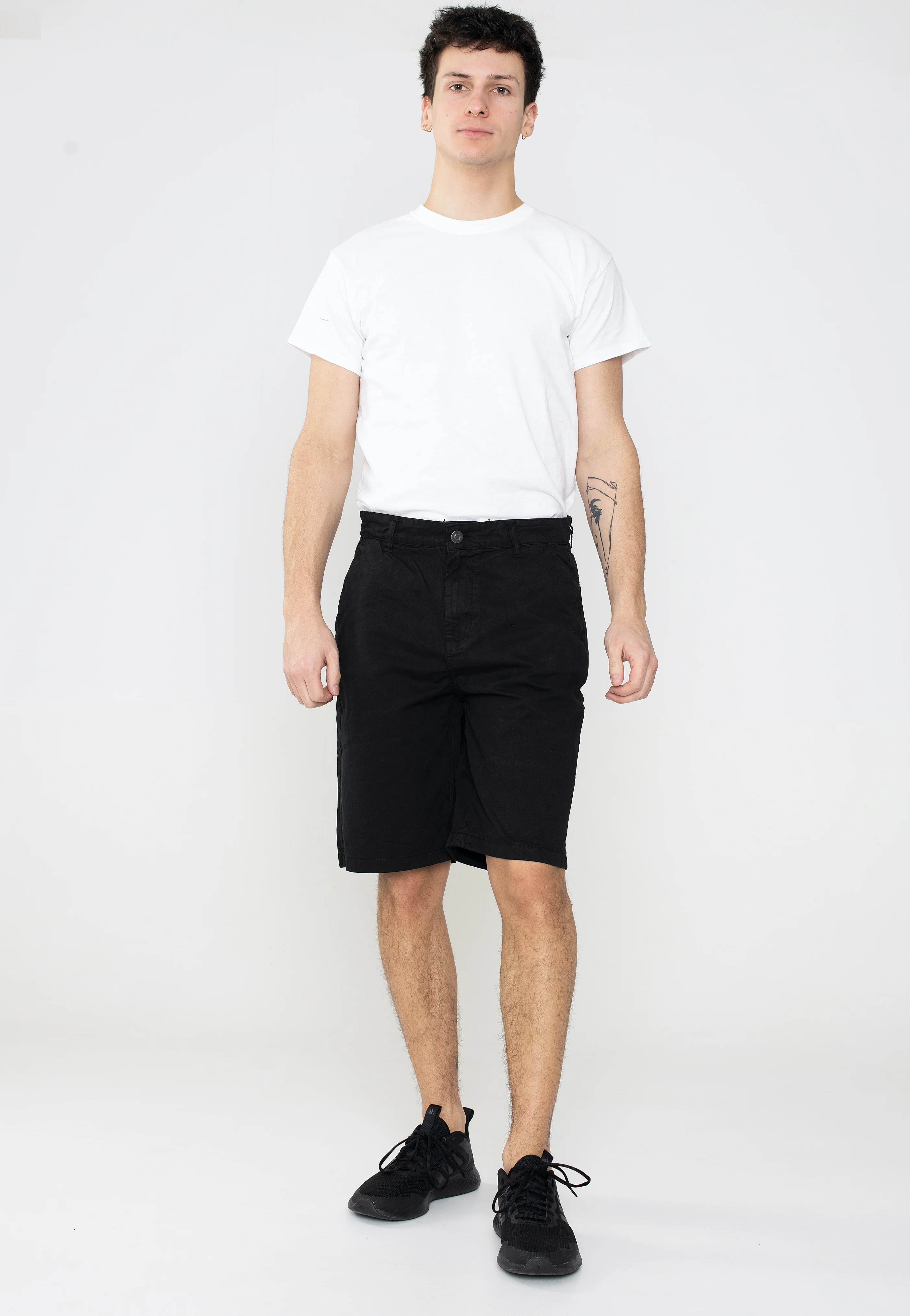 Big Bermuda Black - Bermuda Shorts - Image 2
