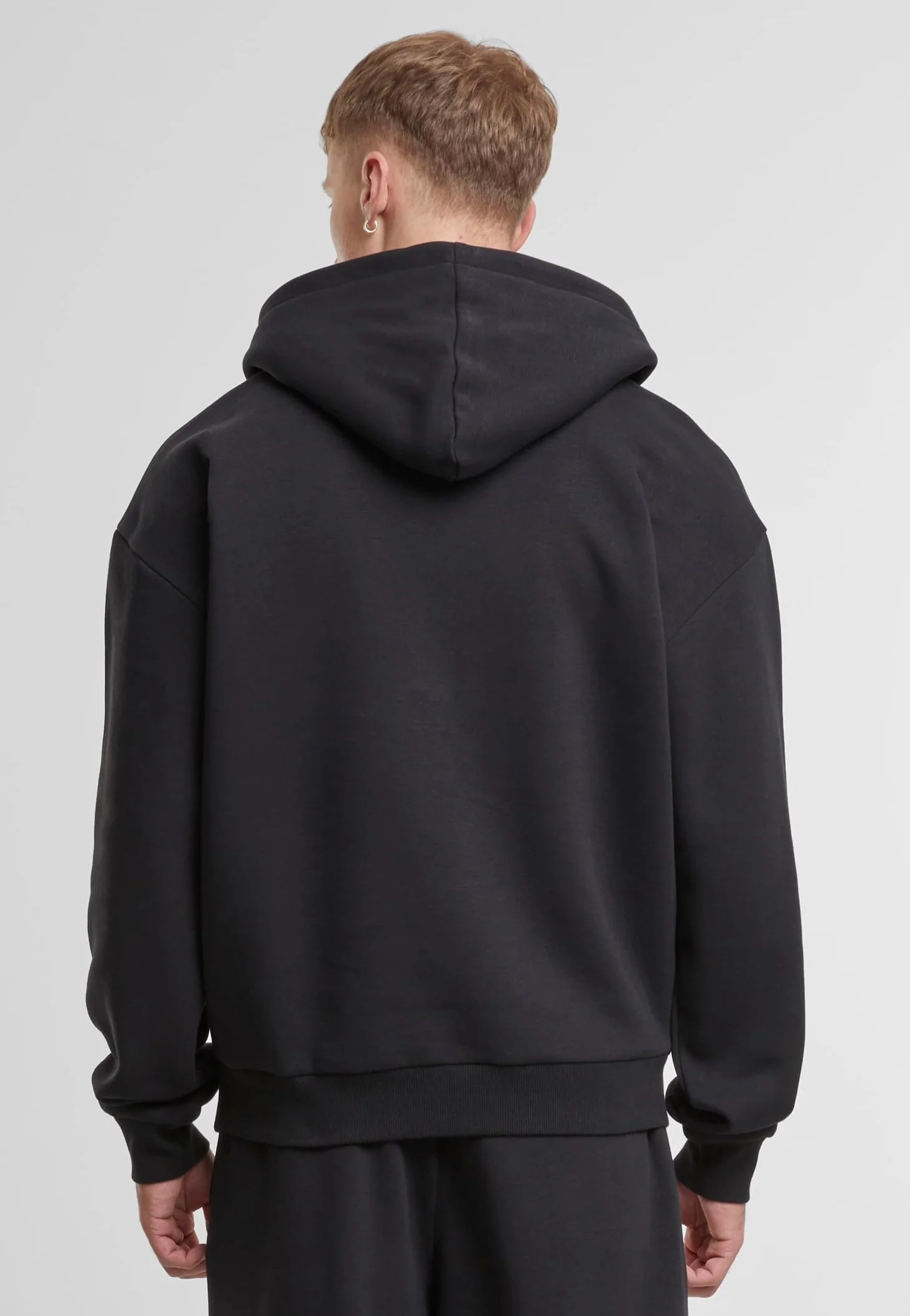 Fluffy Oversized Black - Hoodie - Image 2