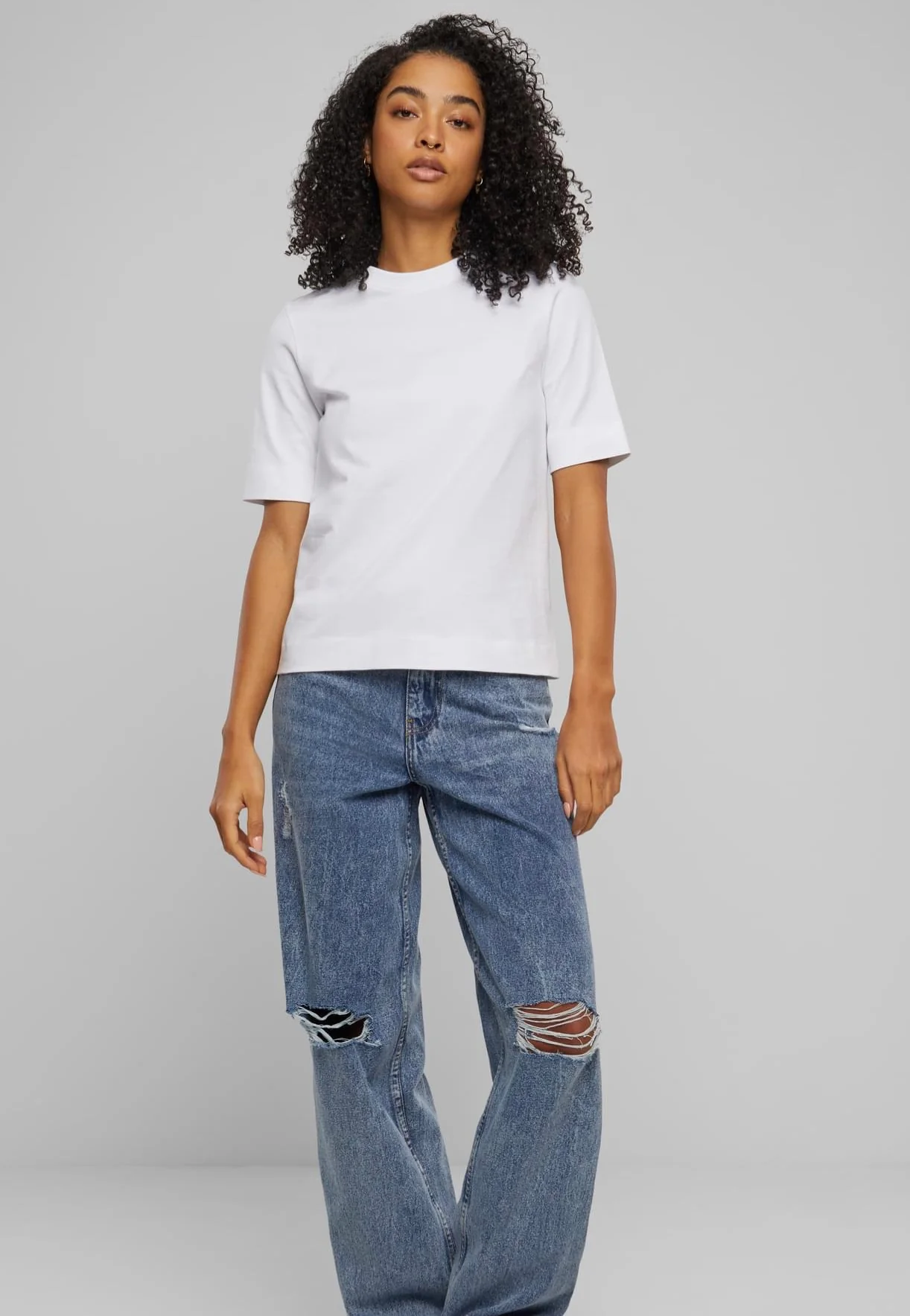 Ladies Classy White - T-Shirt - Image 5