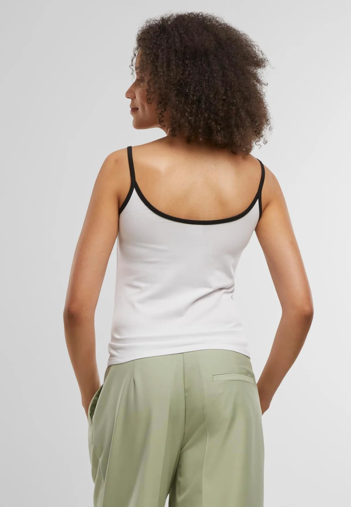 Ladies Contrast Basic 2-Pack Black/White + White/Black - Top - Image 6