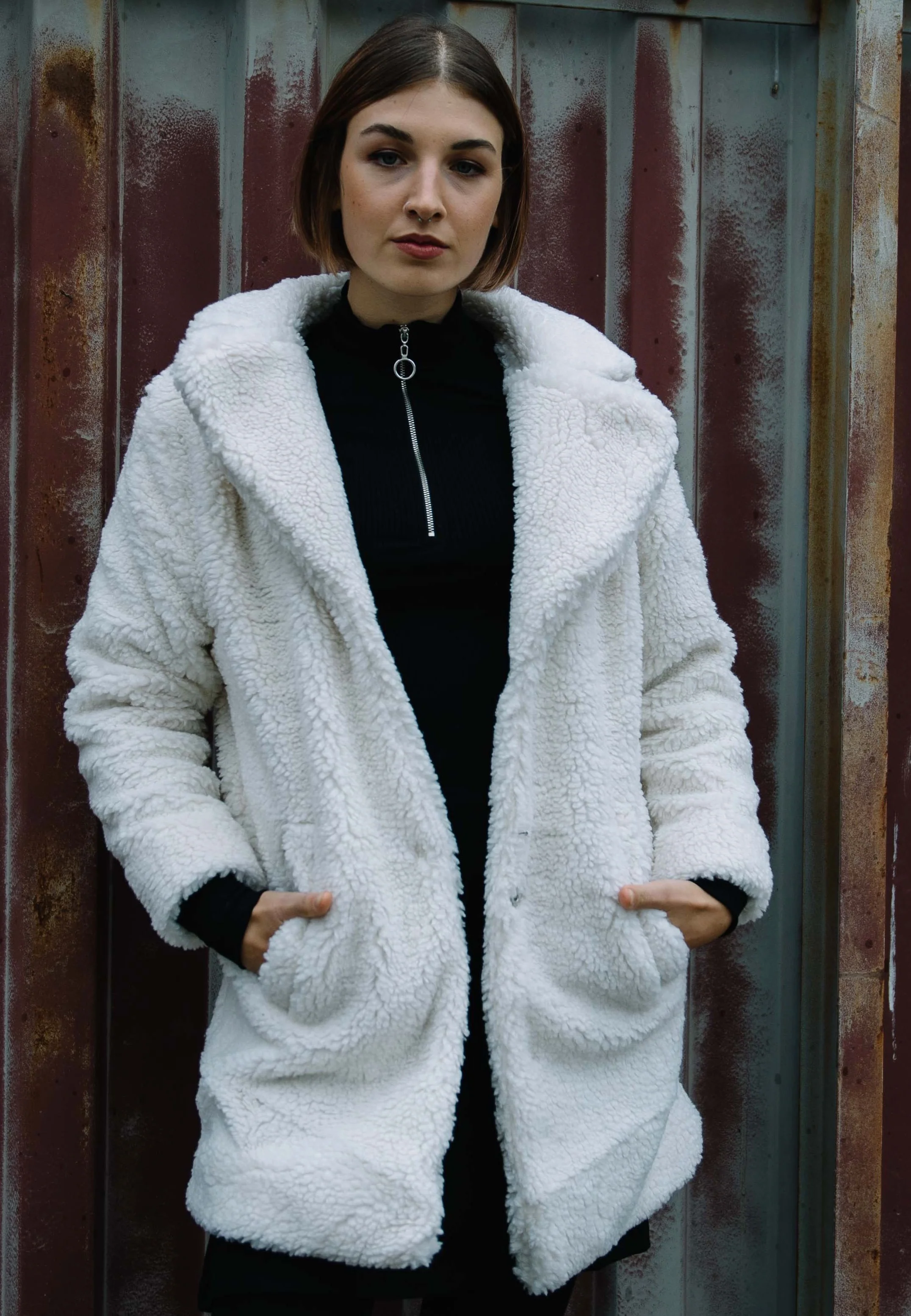 Ladies Oversized Sherpa White Sand - Jacket