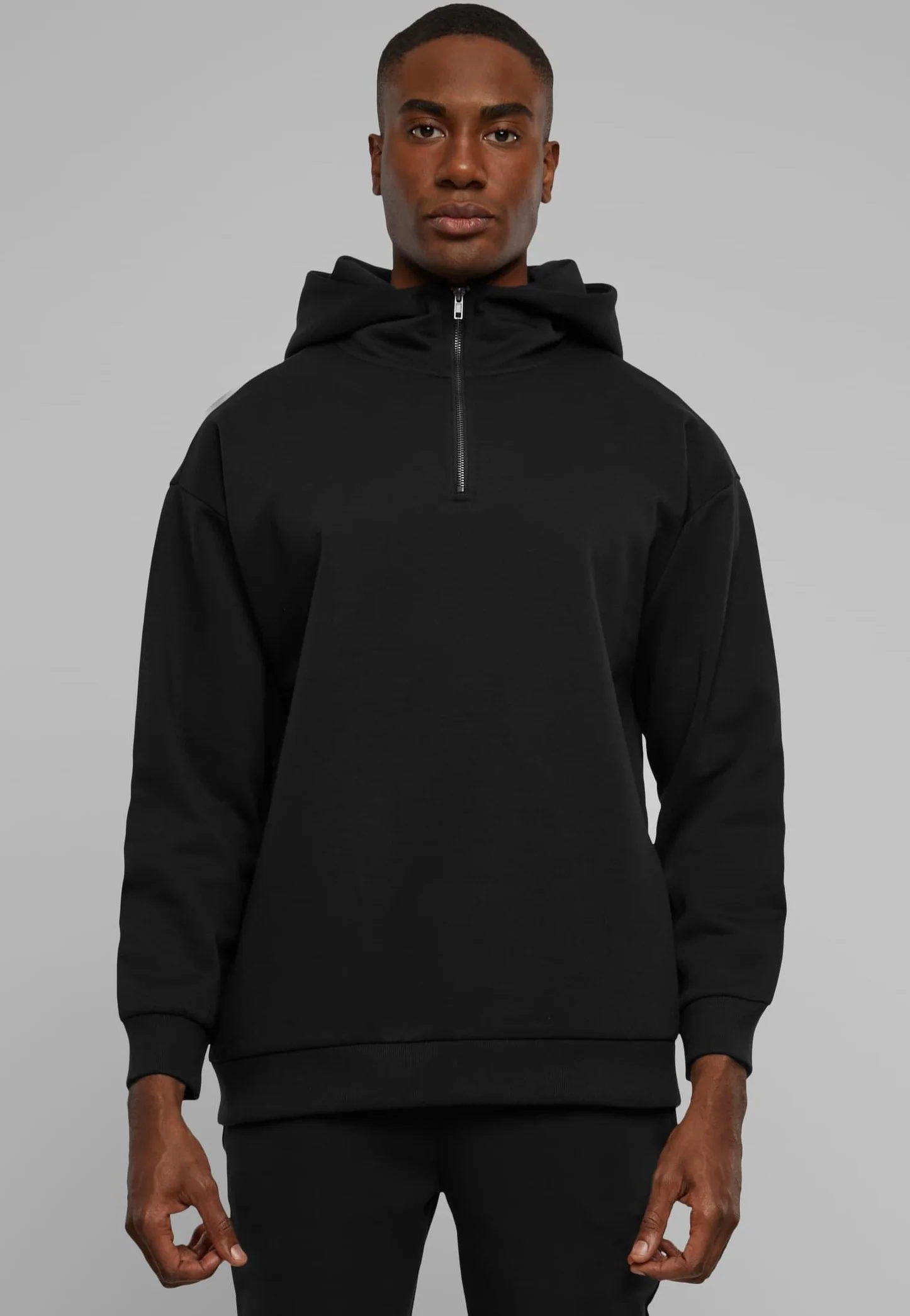 Zipped High Neck Black - Hoodie