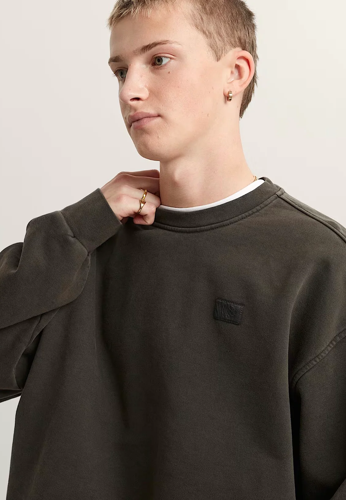 Crewneck Faded Black - Sweater - Image 2