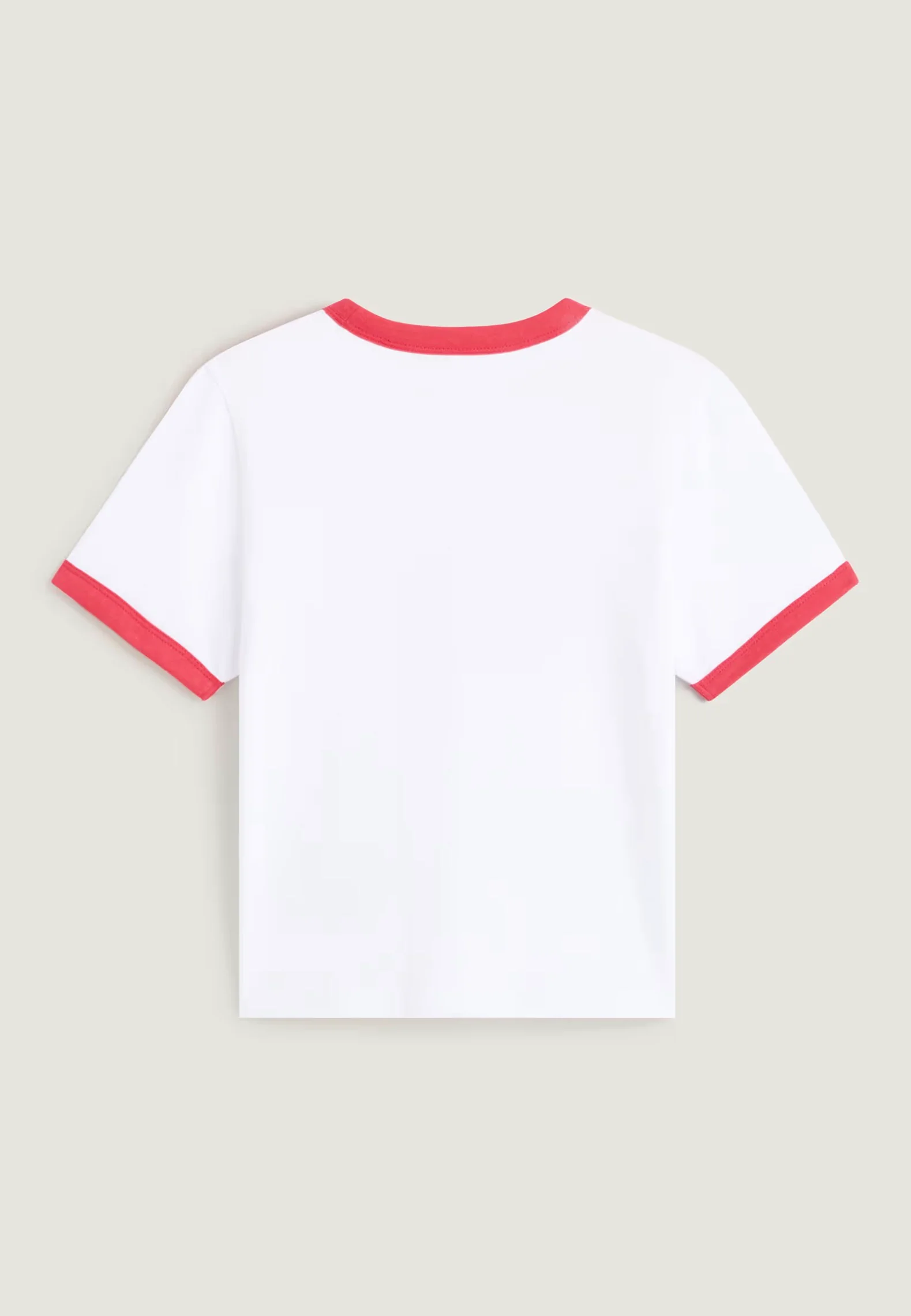 W Center Chest White - T-Shirt - Image 6