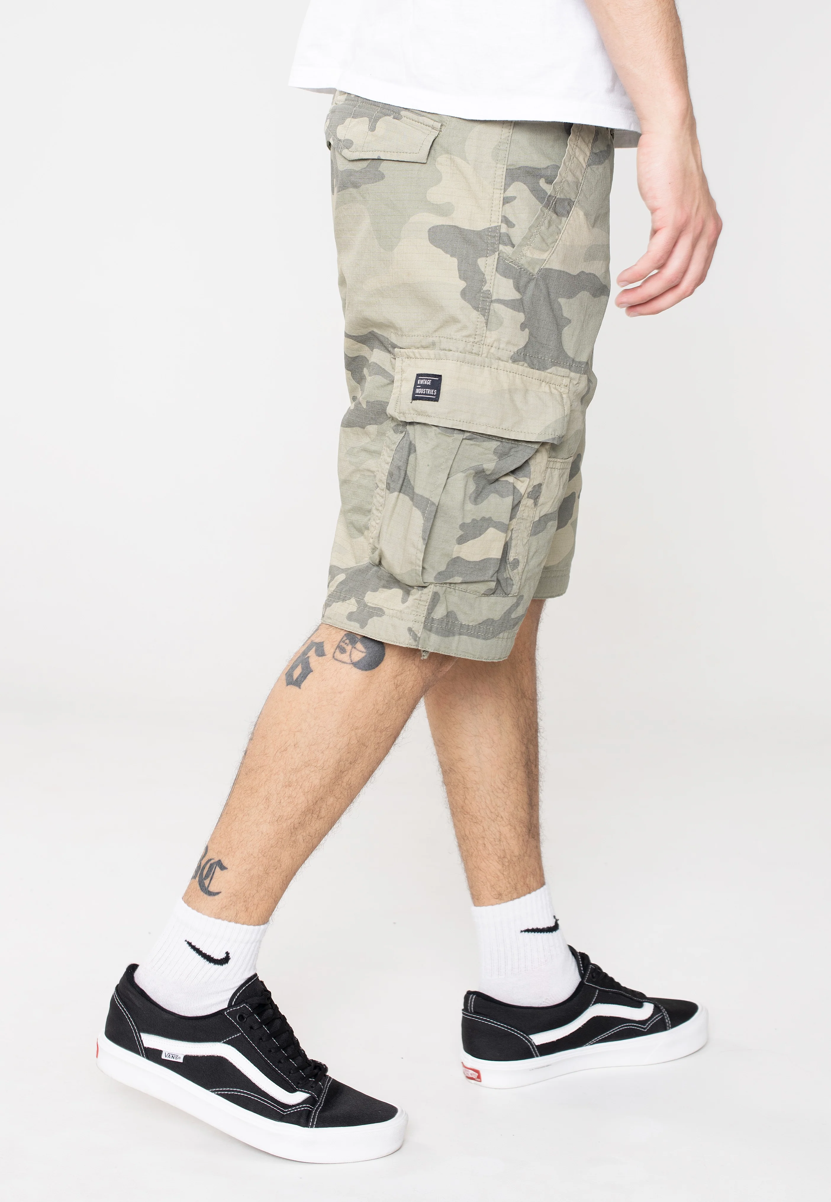 Terrance Desert Camo - Shorts - Image 3