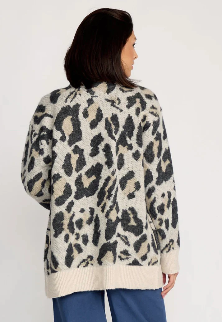 Wylding Out Animal Print - Cardigan - Image 2