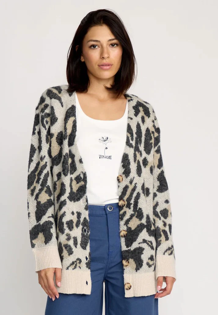 Wylding Out Animal Print - Cardigan - Image 4