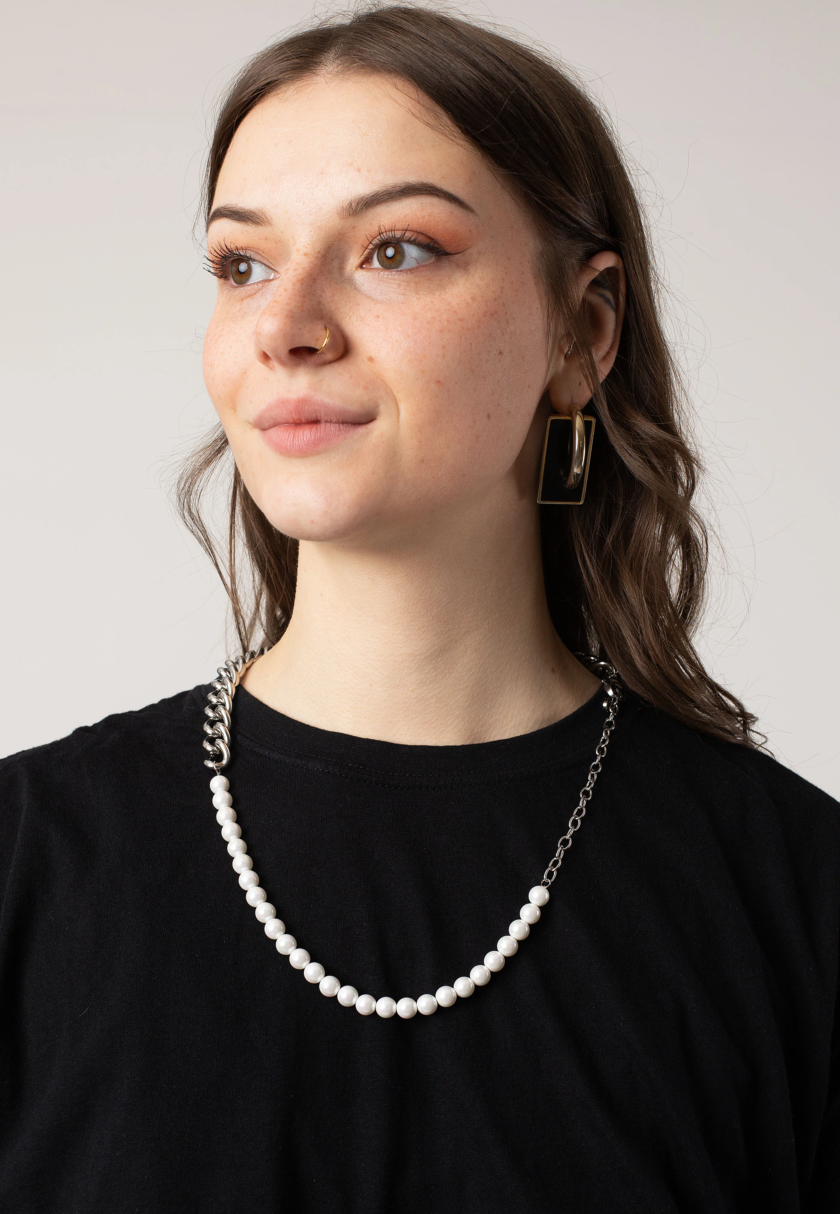 Chunky Pearl - Necklace - Image 7