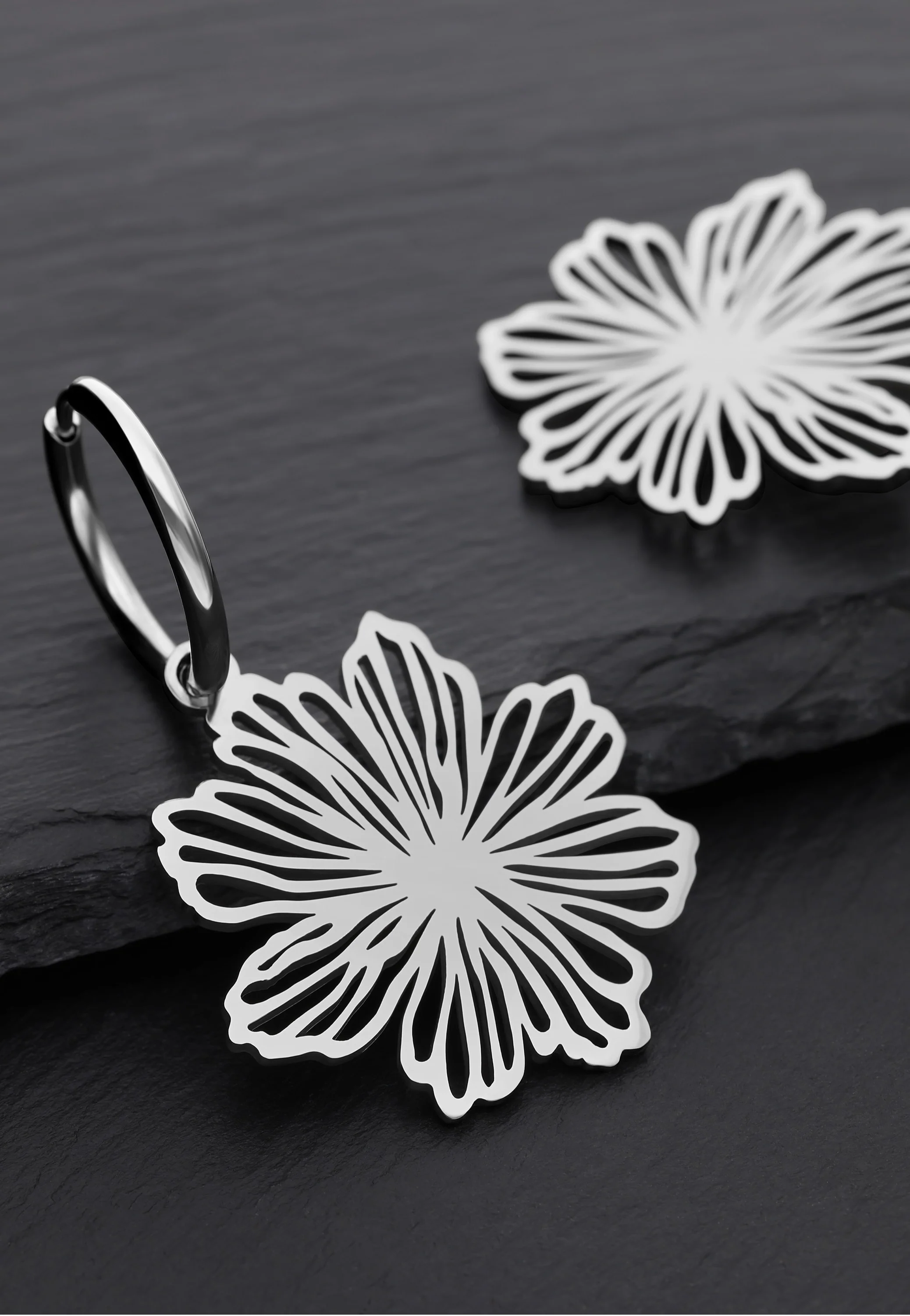 Fine Flower Hoops Silver - Earrings - Image 2