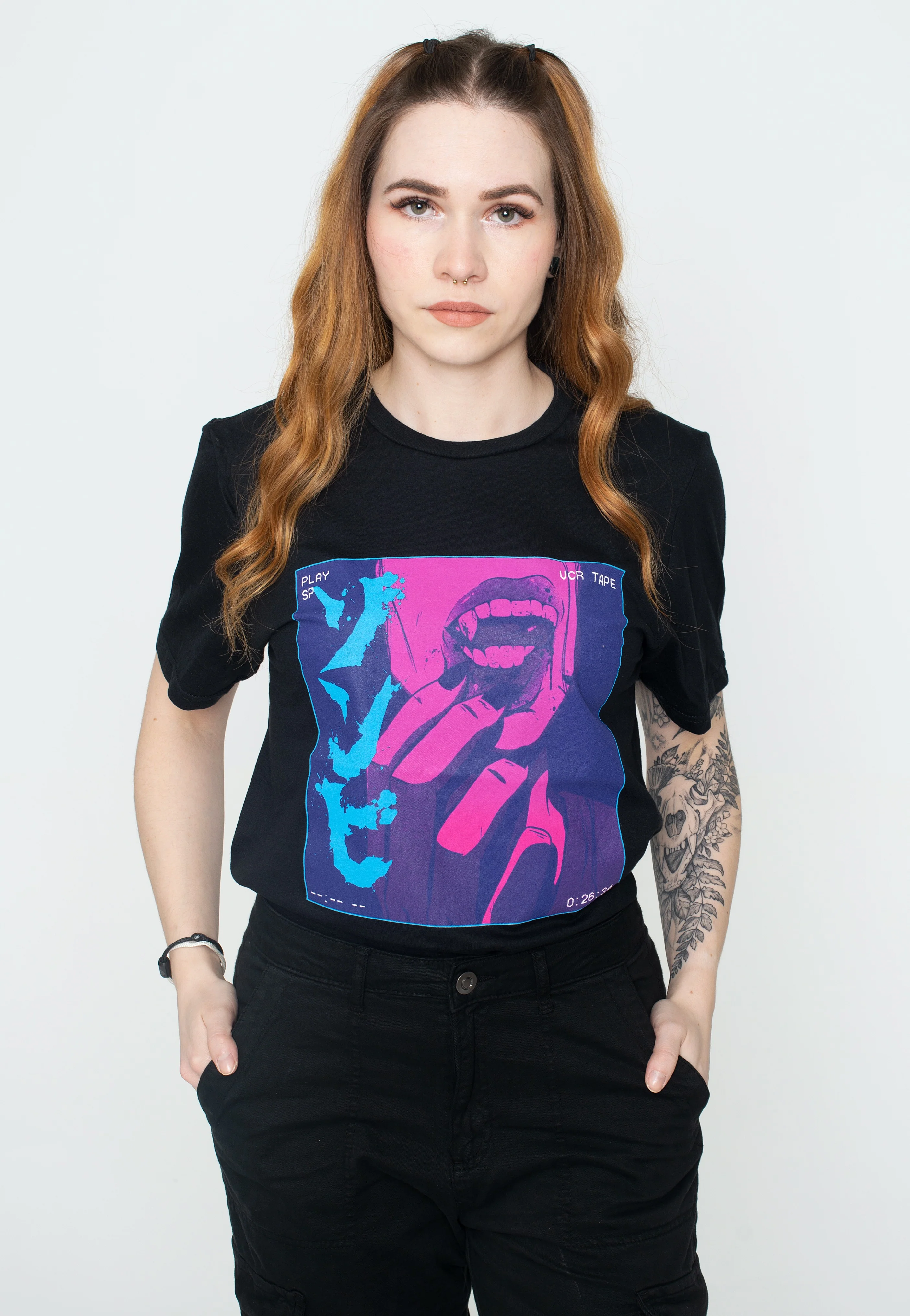 Bite Me Vapour - T-Shirt